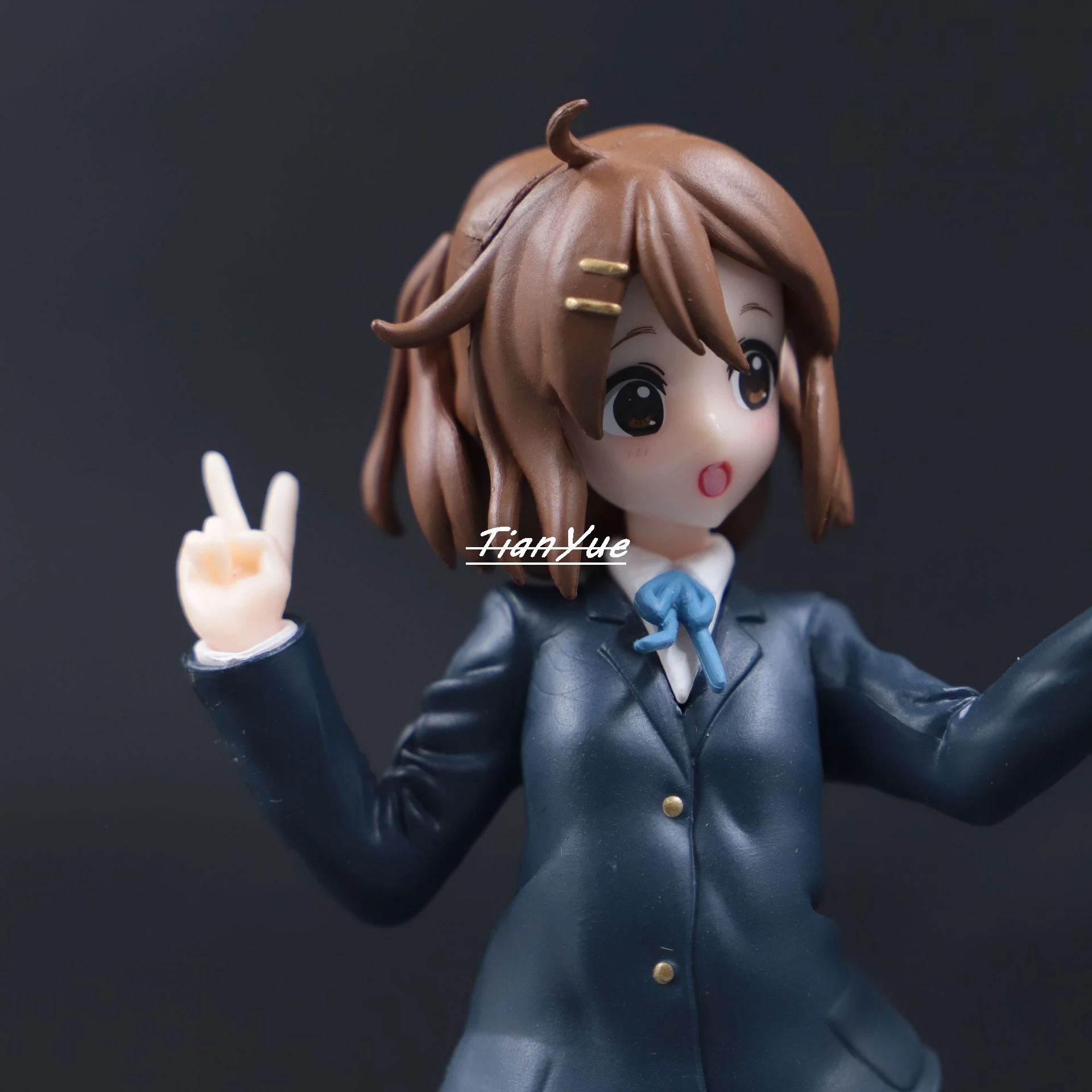 Anime K-ON！Hirasawa Yui and Akiyama Mio Uniform version Action Figure Toys 15cm