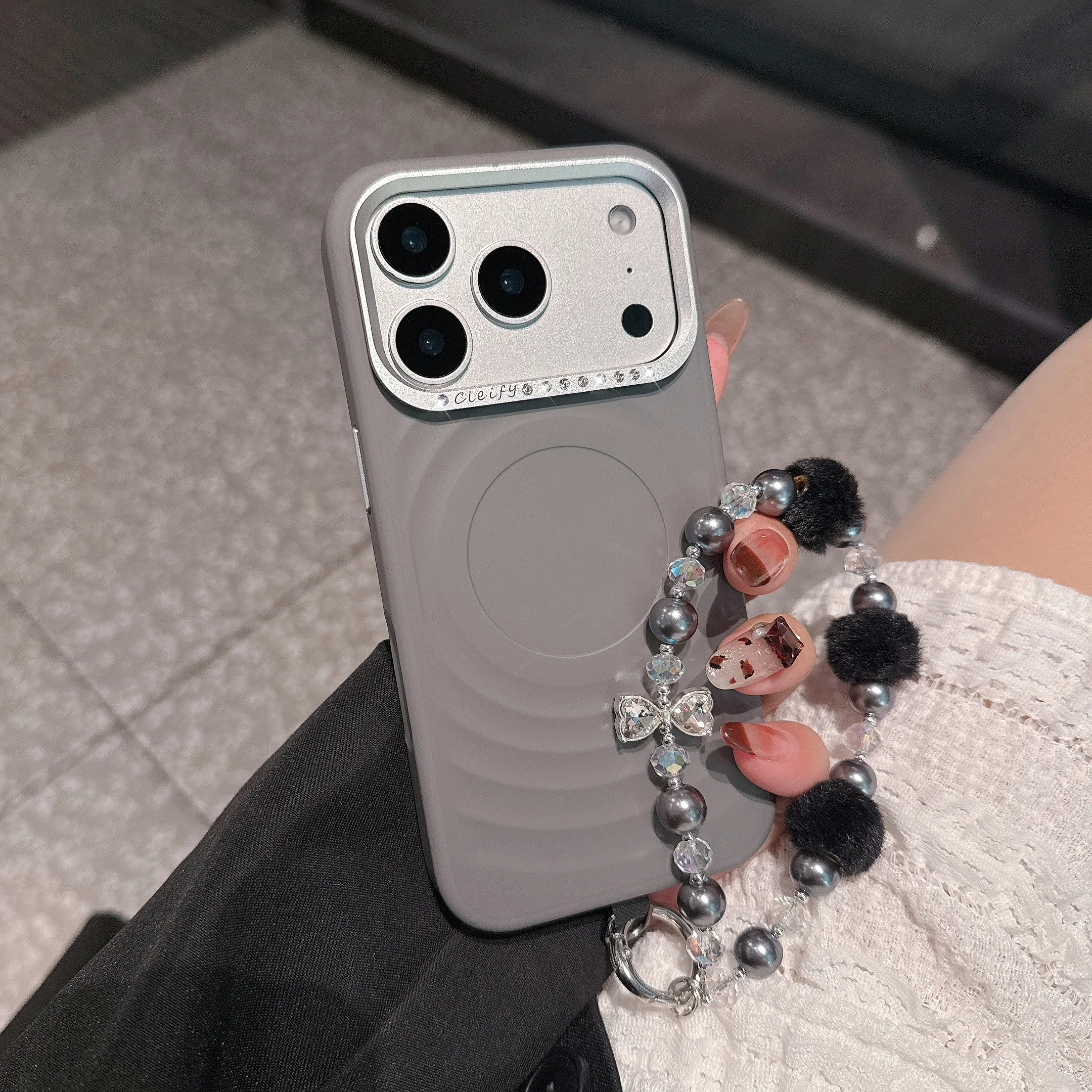 نمط تموج مضاد للانزلاق مناسب لحافظة هاتف Apple 17 Pro Max، فتحة كبيرة 16 Plus، 15 شفط مغناطيسي، 14 عبوة كاملة