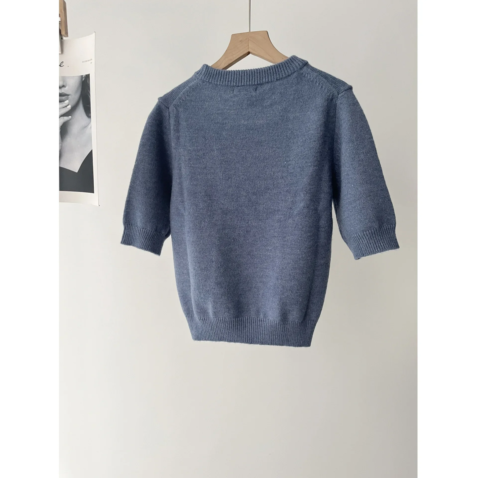 Women's casual style cold blue soft waxy blue round neck short-sleeved knitted sweater short-sleeved T-shirt 16A