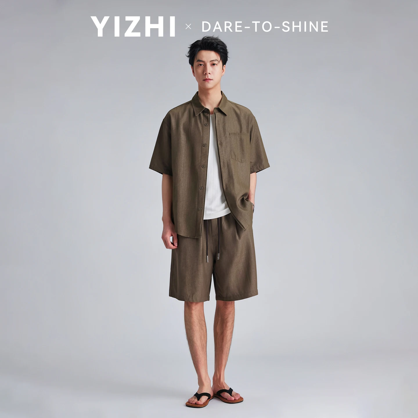Men Contrast Plaid Cuff Short Sleeve Shirt Set Summer Old Money Style Loose Casual Shorts Two Piece Outfit Lazy Matching Suit view 2