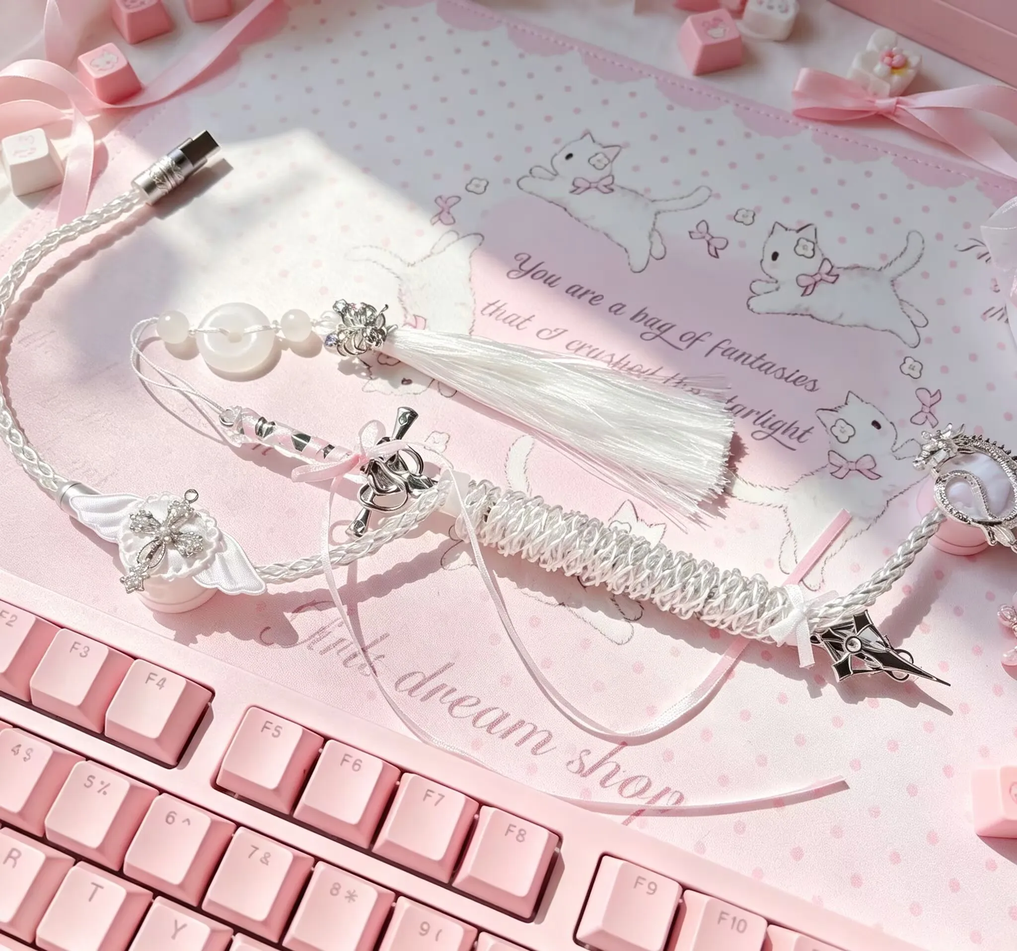 8k Return Rate Luminous Keyboard Cable Original USB-TYPEC Magnetic Axis Single Crystal Copper Braided Custom Keyboard Data Cable