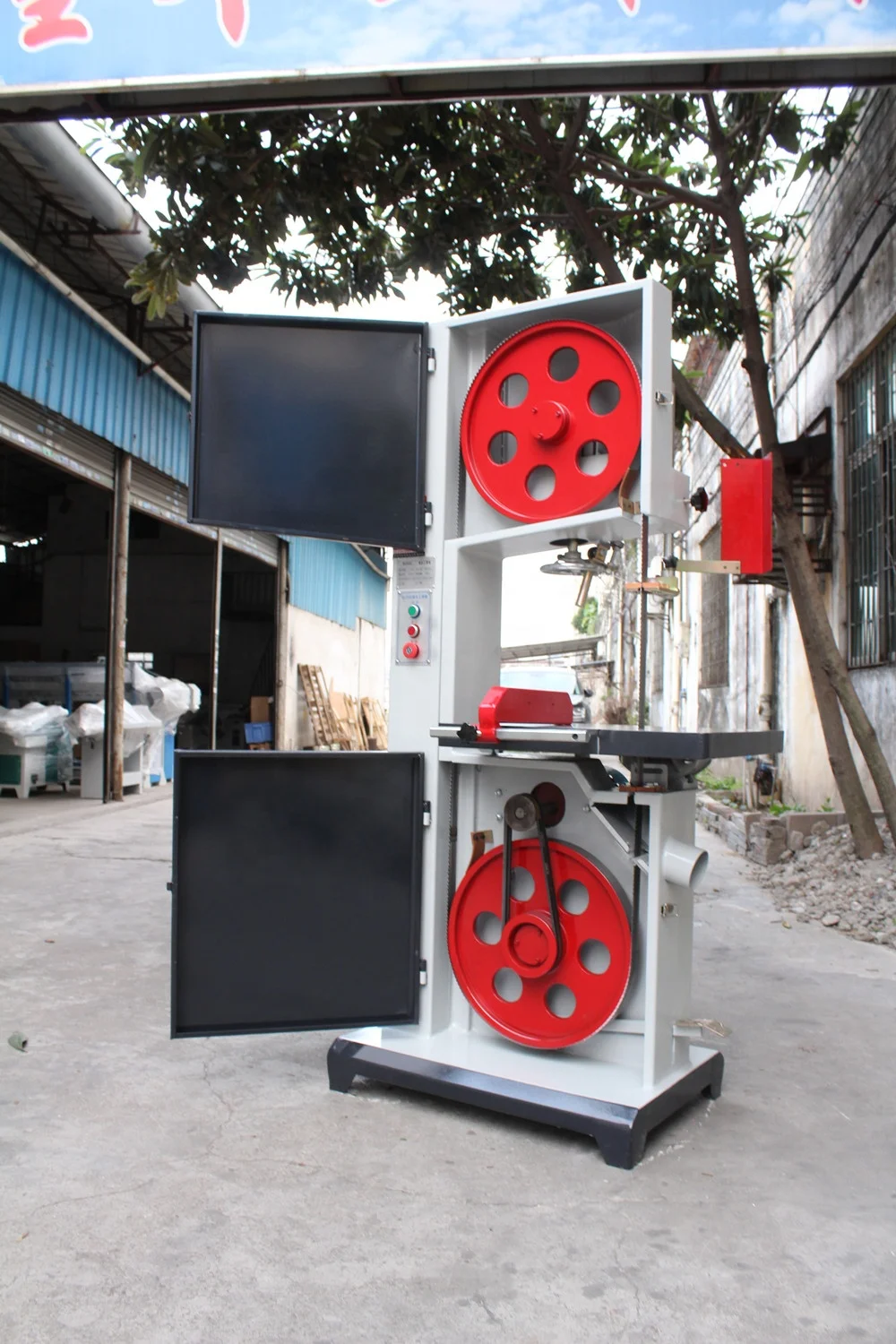 500mm Woodworking Machinery Wood MDF Plywood Cut Vertical Band Saw Machine For Cutting Wood Furniture Board