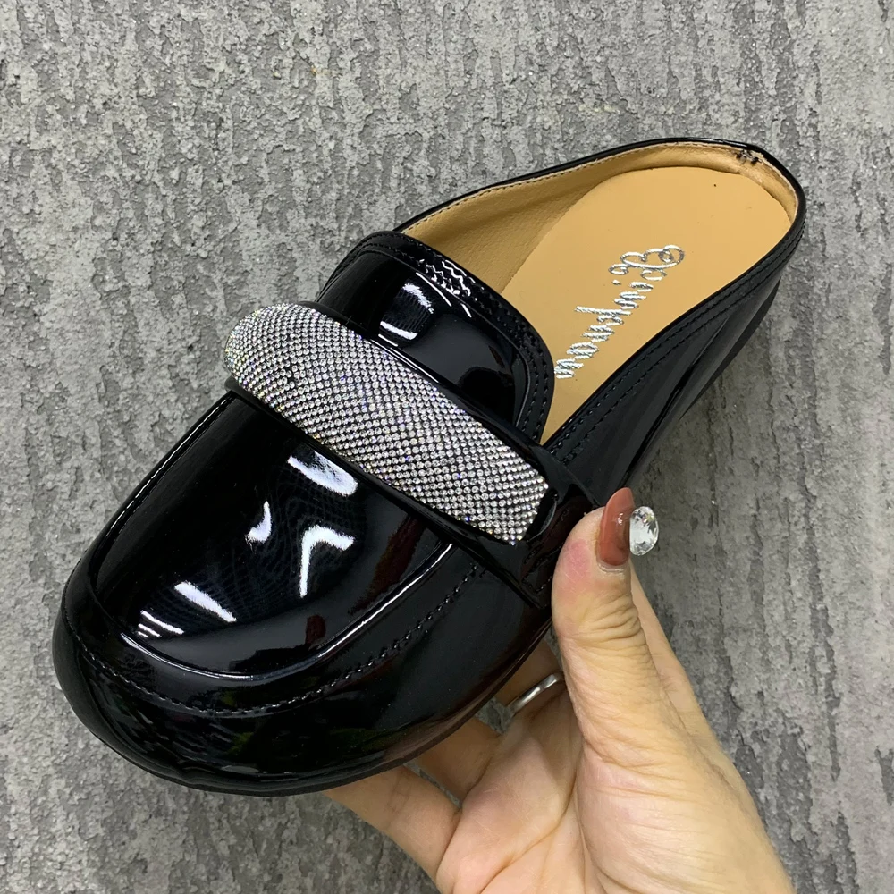 Summer Women Slippers Bliing Shoes Shoes For Women Casual Flats Slippers Plus Size Patent Leather Half Slippers Fashion Sandals