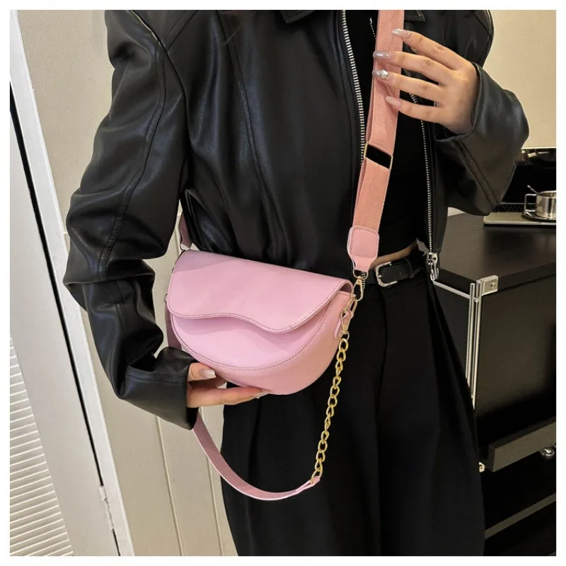 Retro Small Crossbody Bag Women\'s New Trendy Versatile Female Shoulder Bag Small Popular Women\'s Underarm Saddle Shoulder Bag