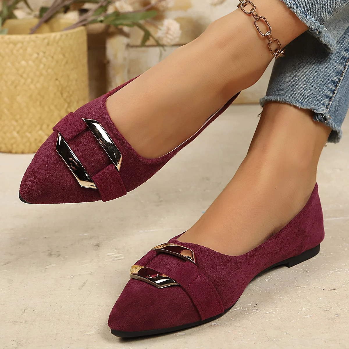 

Spring and Autumn Elegant Pointed Sexy Low Heel Casual Shoes Fashionable Best Selling New Comfortable Women's Single Shoes