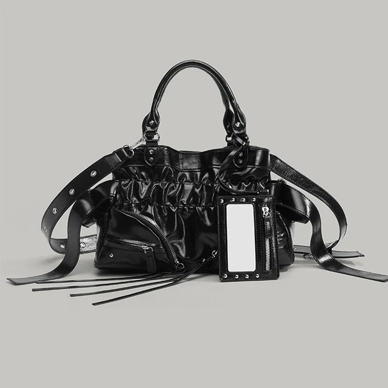 

Casual Women Handbag High-end Rivet Motorcycle Bag Portable Lipstick Bag Fashionable Commuting Versatile Shoulder Messenger Bag