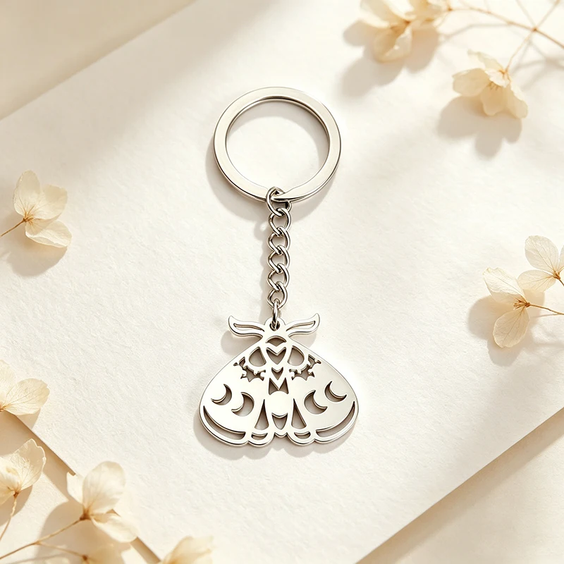 Vintage Stainless Steel Moth Pendant Key Chain Hollow Moon Keyring Girls Student Schoolbag Animal Keychains Gifts Accessories