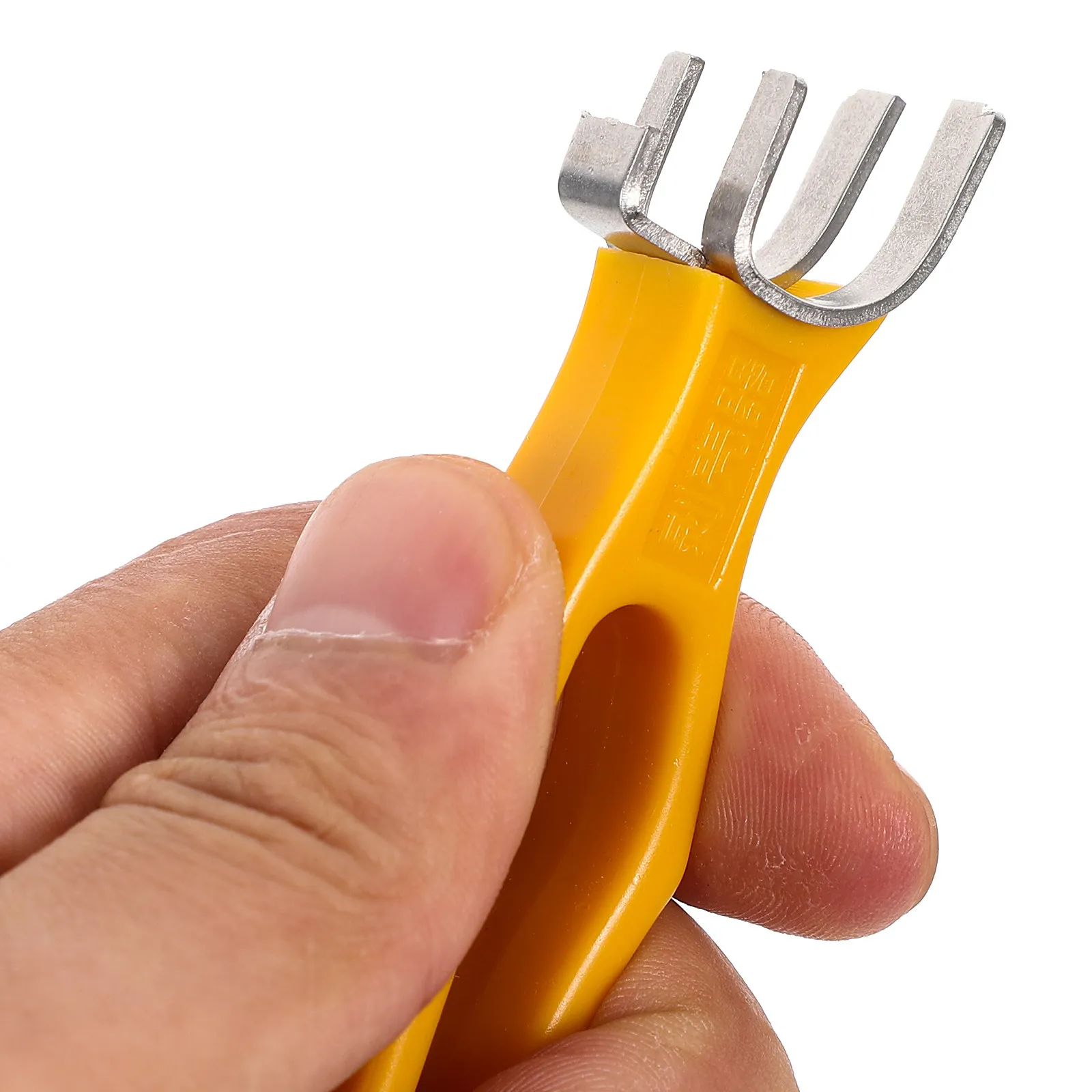 2Pcs Compact Lightweight Nutcracker Multifunctional Shell Opening Tool for Walnuts Macadamia Nuts Hazelnuts Strong Grip
