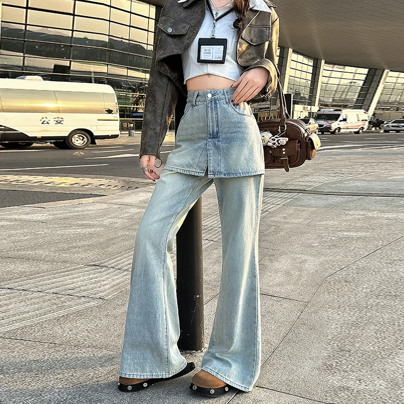 

Поддельные расклешенные джинсы из двух частей. Женские осенние брюки 2023. Новый популярный стиль девушки. Поддельные джинсовые брюки из микрорасклешенного материала.