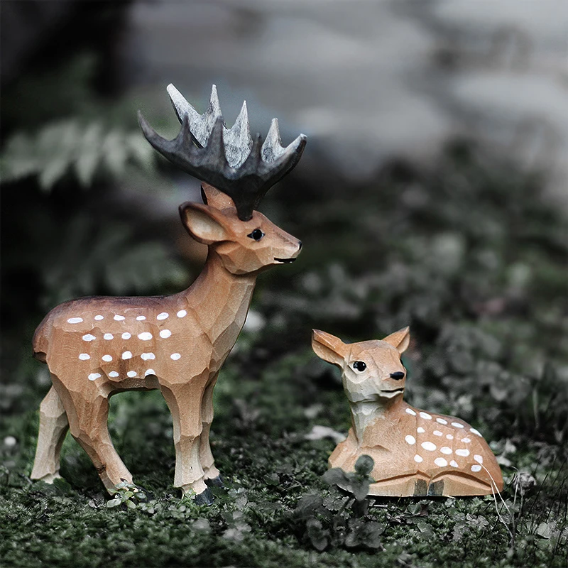 Handmade wood carving small deer male deers female deer sika deer ornaments solid wood animal crafts desktop decoration