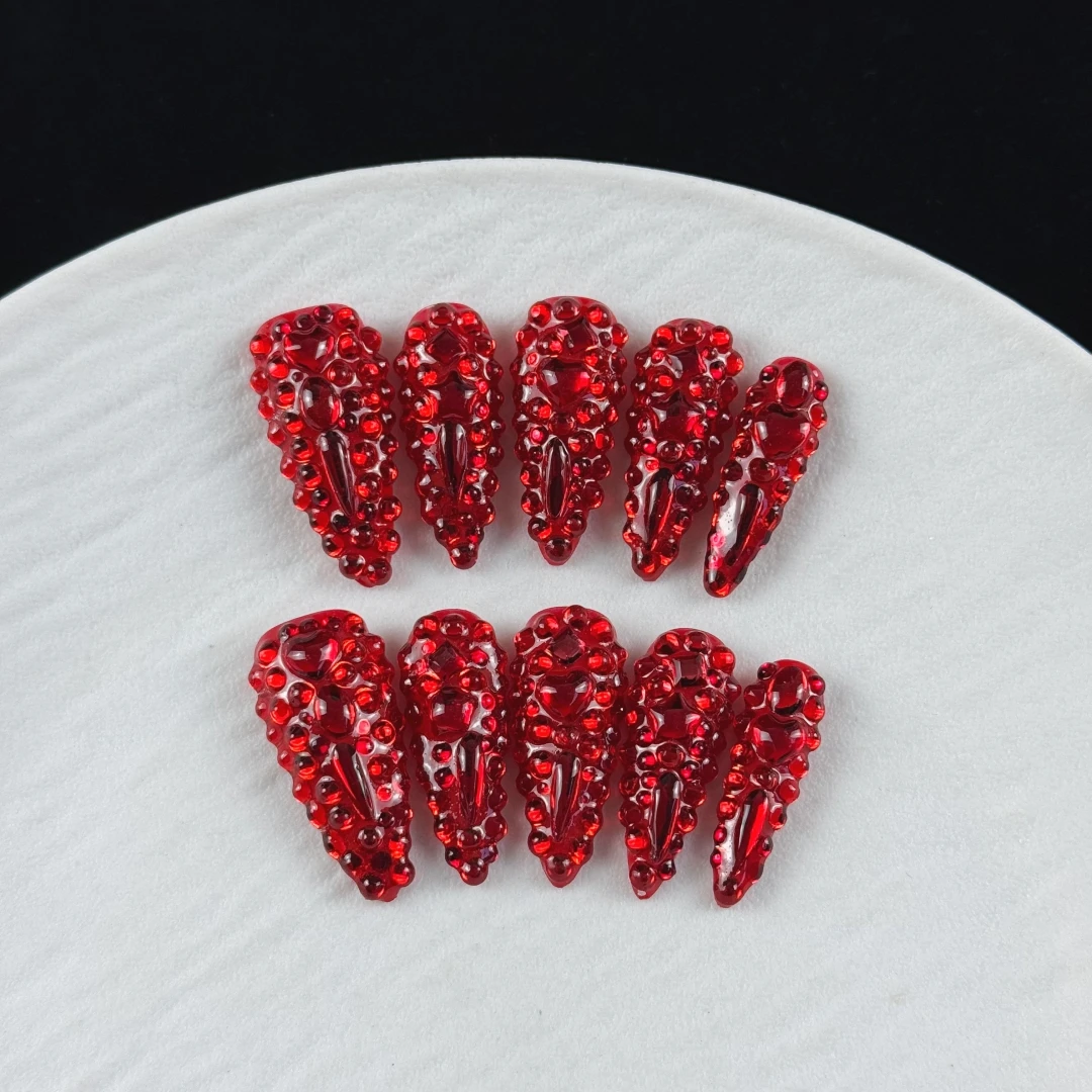10pcs High-end Luxurious and elegant style, hand-painted heart-shaped red diamond, full of diamonds handmade fake nails