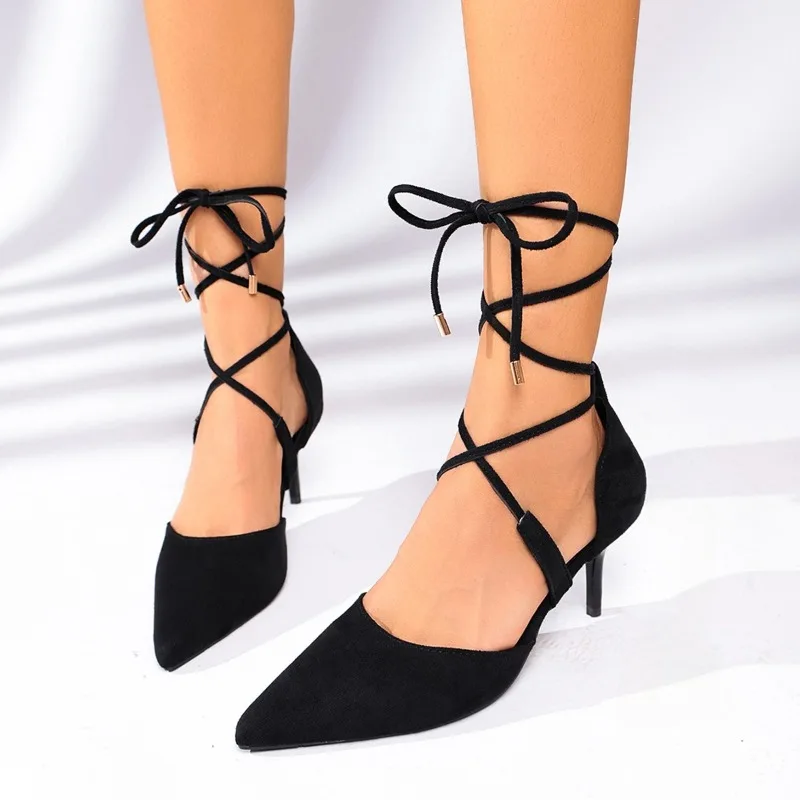 2026 New Summer Women's Solid Color Vintage Pointed Closed Toe Thin High Heel Sandals Women Casual Fashionable Beach Sandals