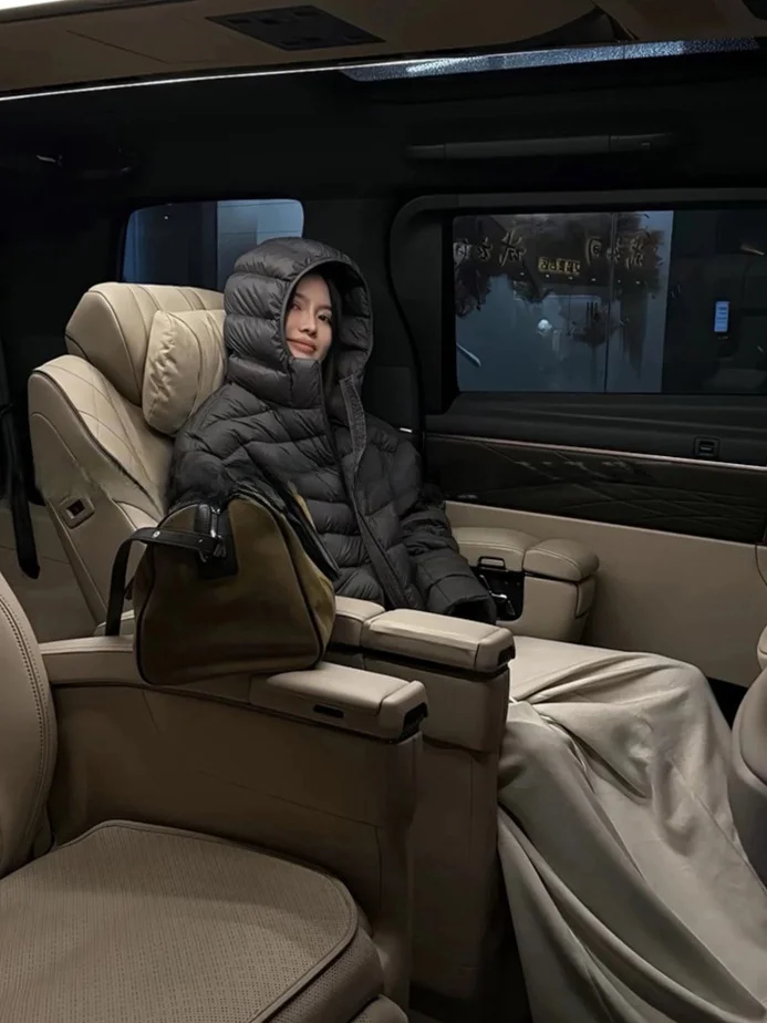   estera con capucha, ligera, cálida, tortuga Ba Ribs, holgada, Jaet, prendas de vestir exteriores, tela de poliéster, larga, Sve Zippe...