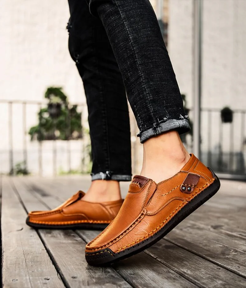 Handmade Leather Men Shoes Casual Comfortable Men Loafers Slip On Leather Shoes Men Flats Hot Sale Moccasins Walking Shoes Man