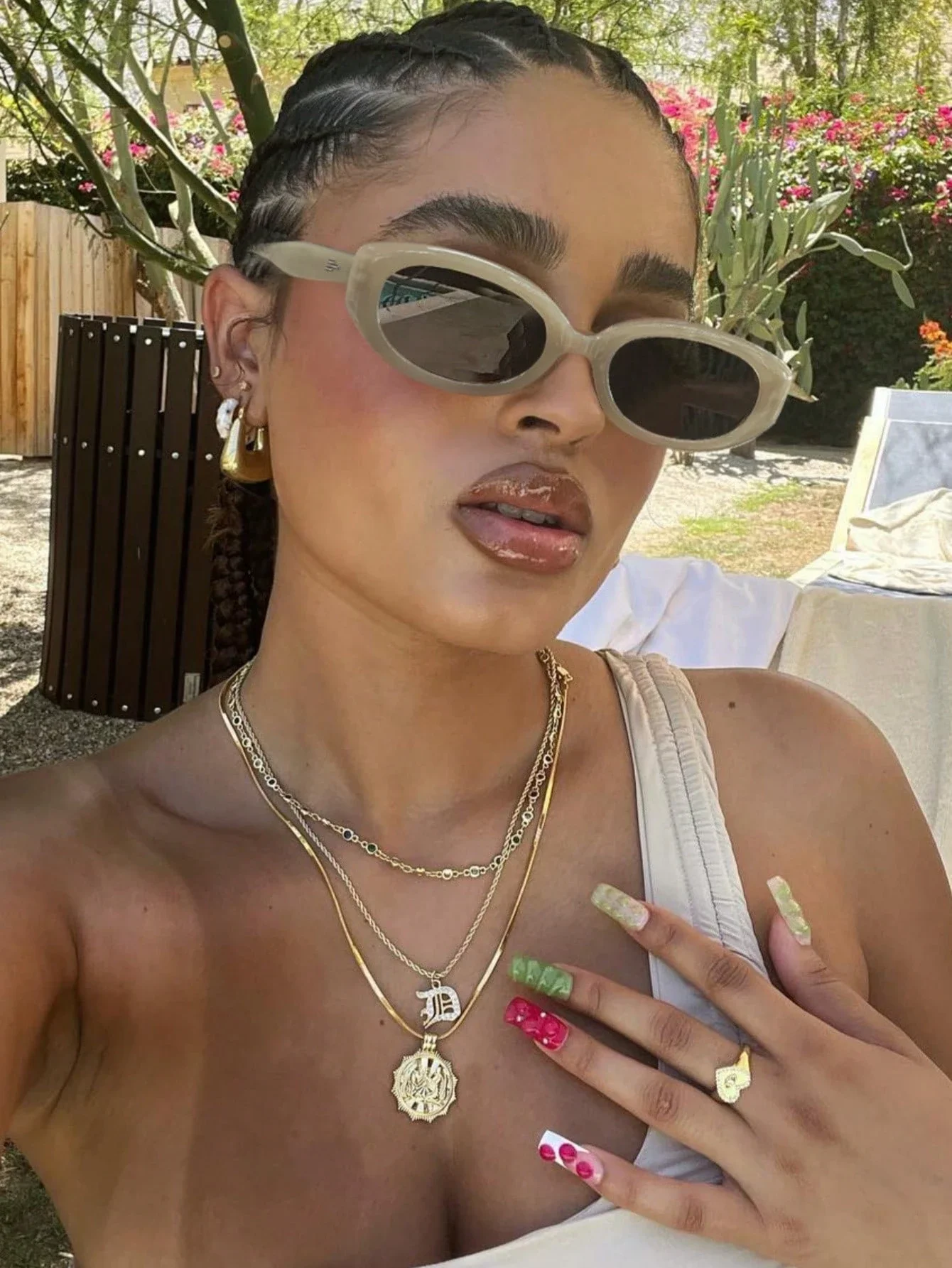 Oval Y2K Fashion Sunglasses For Women Photo Taking Without Makeup