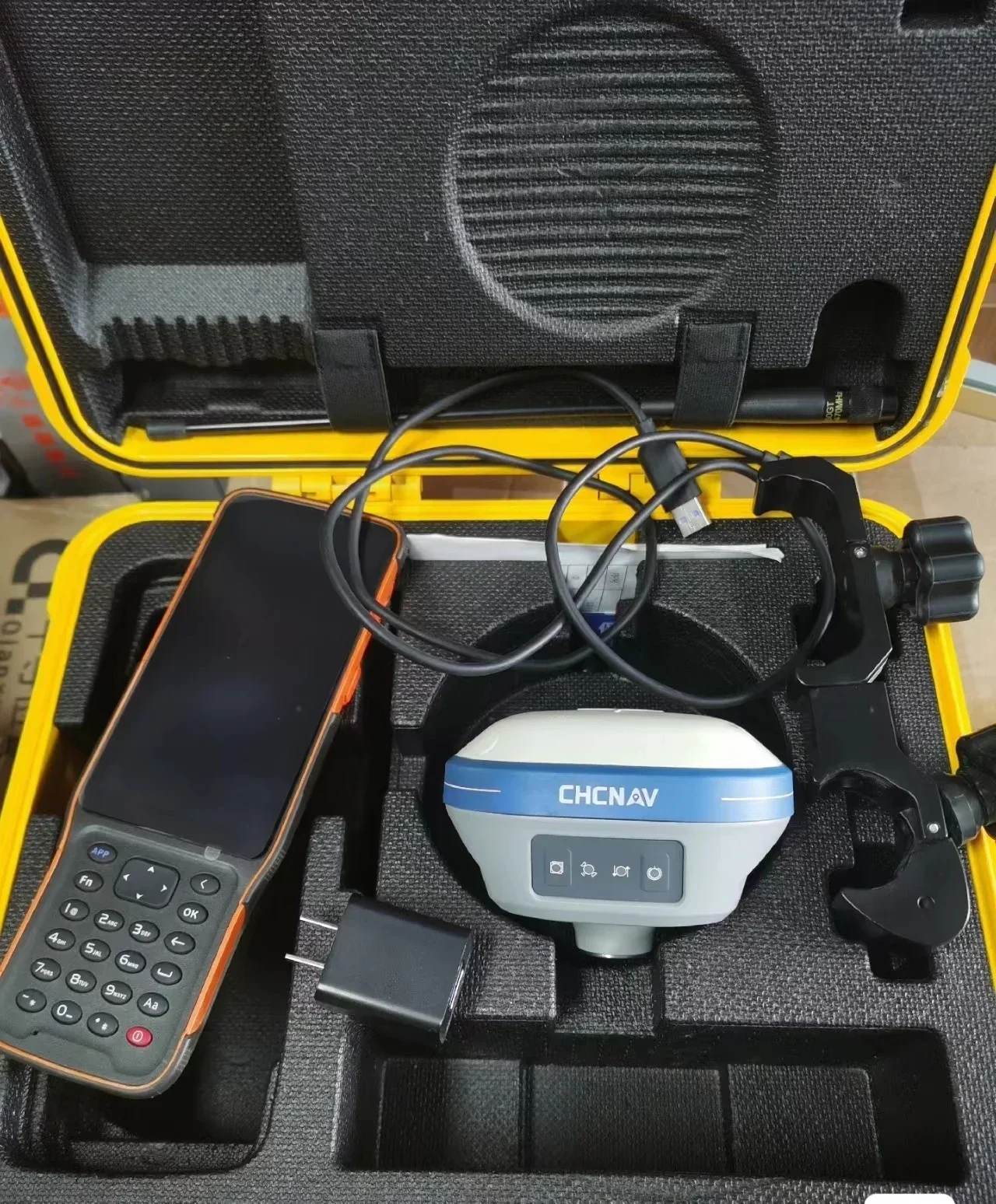 CHC I73 X6 HCE600 معدات المسح Gnss مسح نظام تحديد المواقع RTK #1