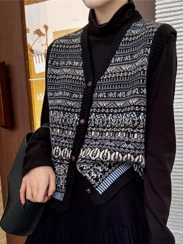 

Вязаный жилет-кардиган из чистой шерсти в стиле ретро для женщин, осенне-зимний, с V-образным вырезом, универсальная верхняя одежда для повседневной носки, в рубчик, из шерсти.