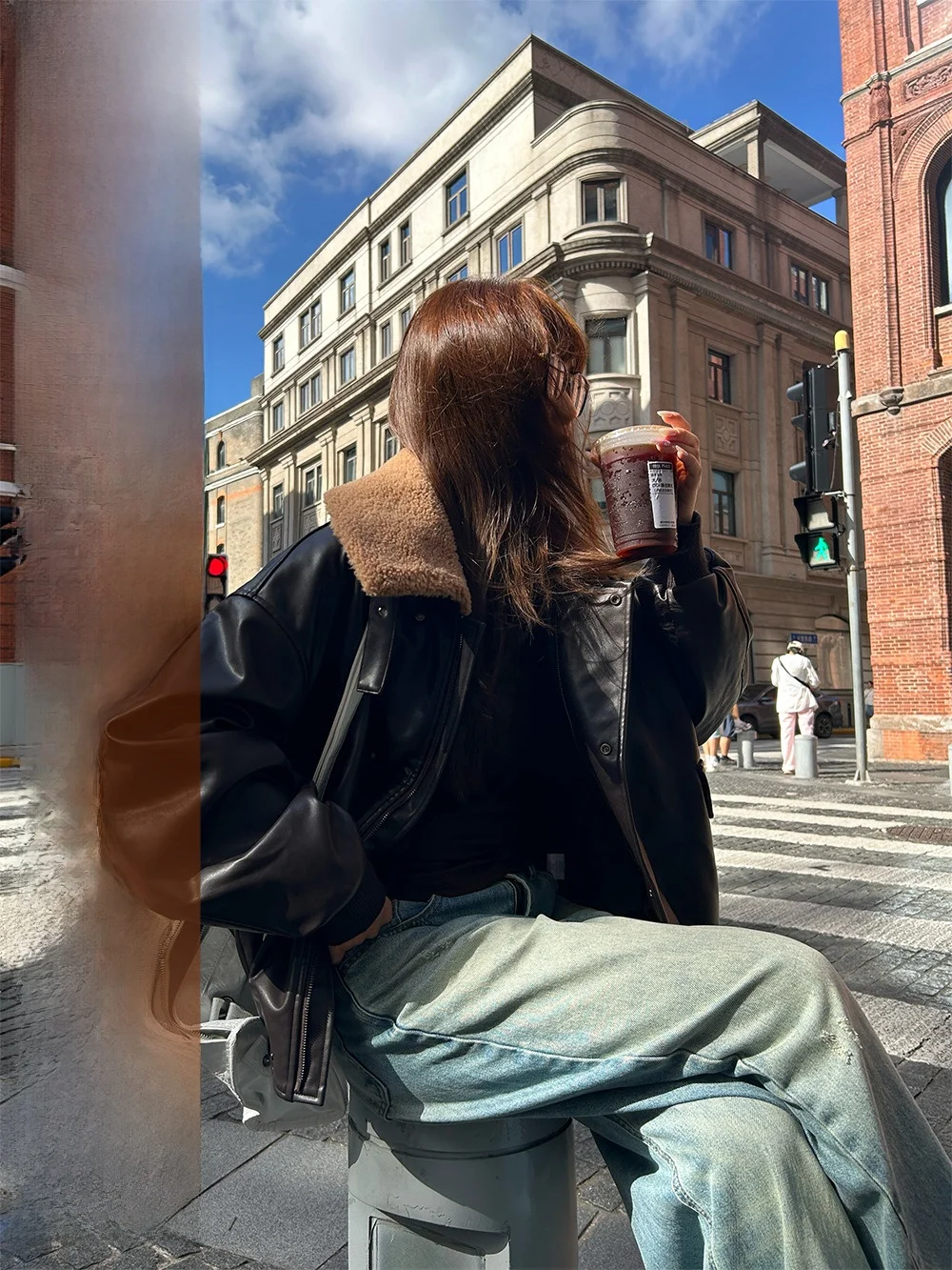 

D YANGJUN American Retro PU Leather eep Fur ort Jaet Loose Outerwear Bla Coat Long Sve Faionable Women's Coat