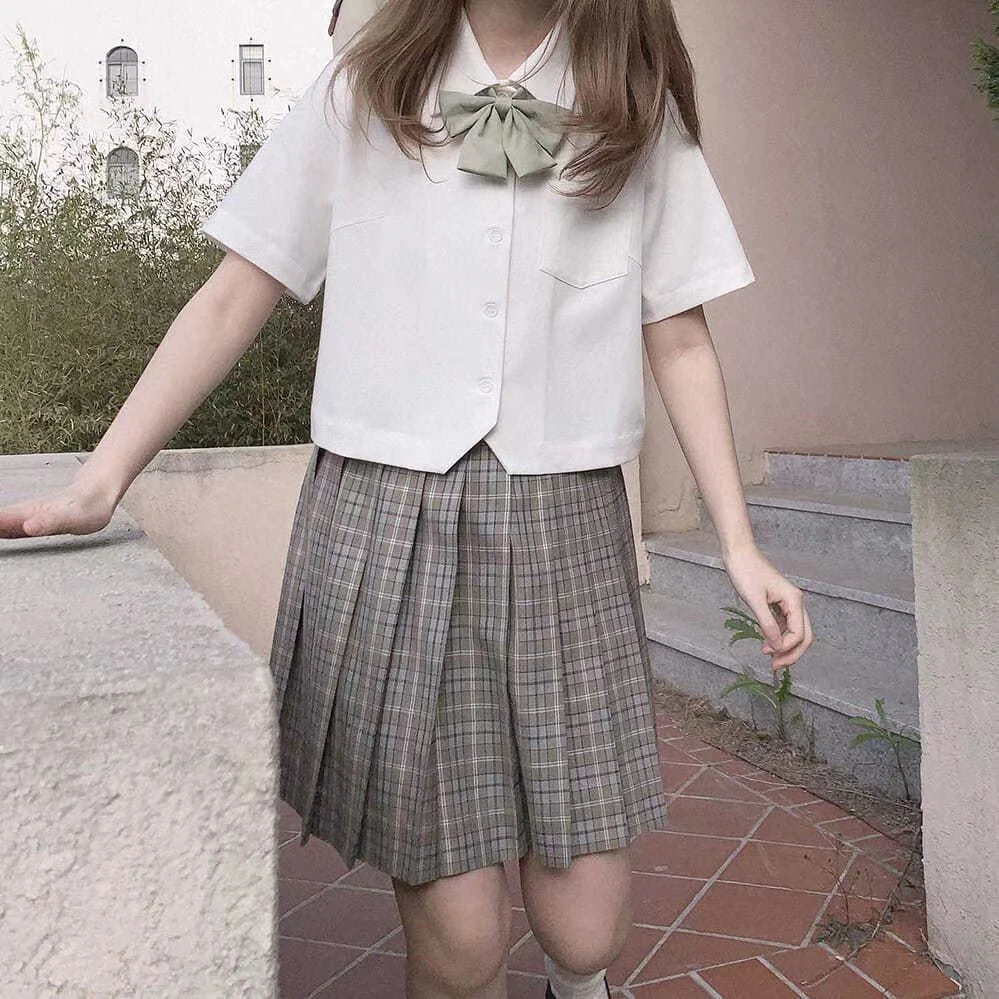 Chemises à manches courtes pour femmes, Style Preppy, mode japonaise, poches, assorties avec tout, courtes, Slim, douces et fraîches, pour étudiants, Streetwear Chic d'été