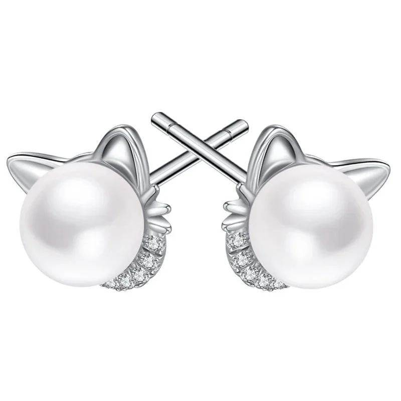 Huitan Cute Cat Imitation Pearl Stud Earrings with CZ Exquisite Girl Ear Piercing Earrings Fancy Birthday Gift Statement Jewelry
