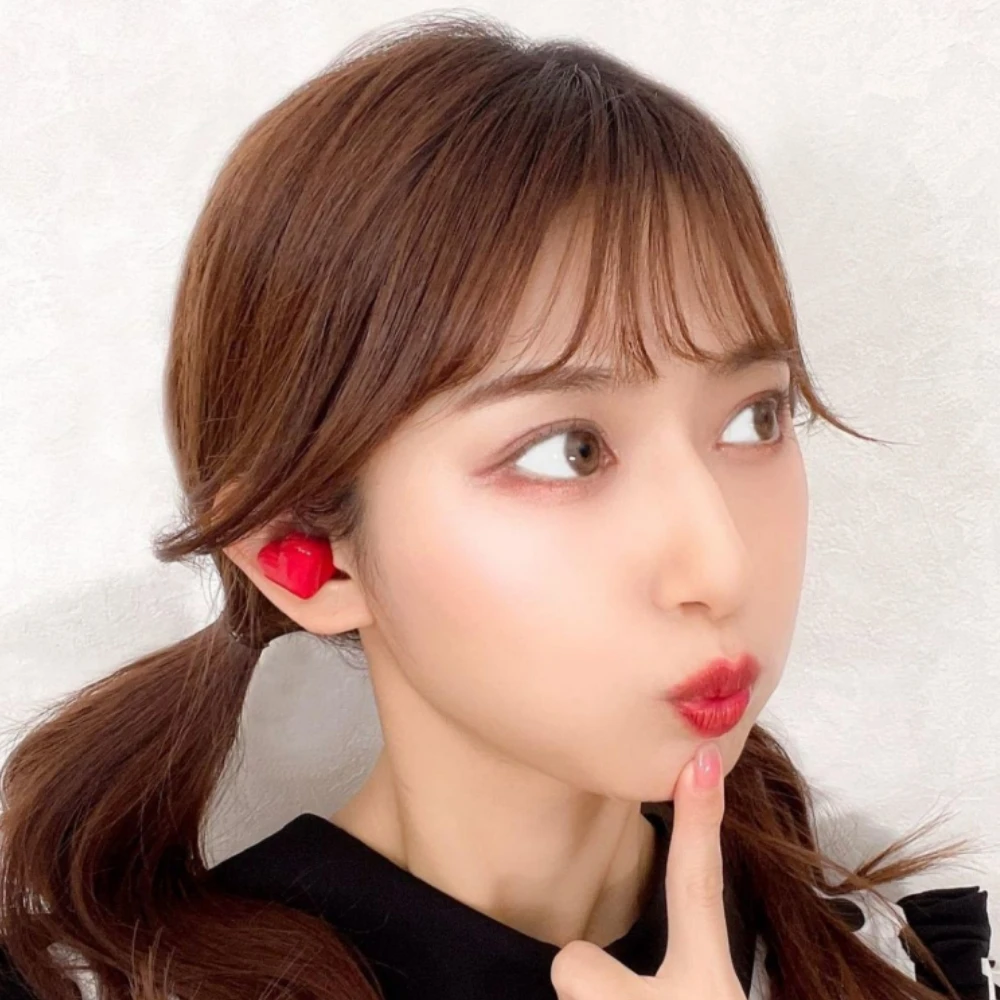 New Heart Shaped Bluetooth Headphones Wireless Earphone Women Headset In Ear heartbuds Earbuds Girl Gift Fashionable Appearance