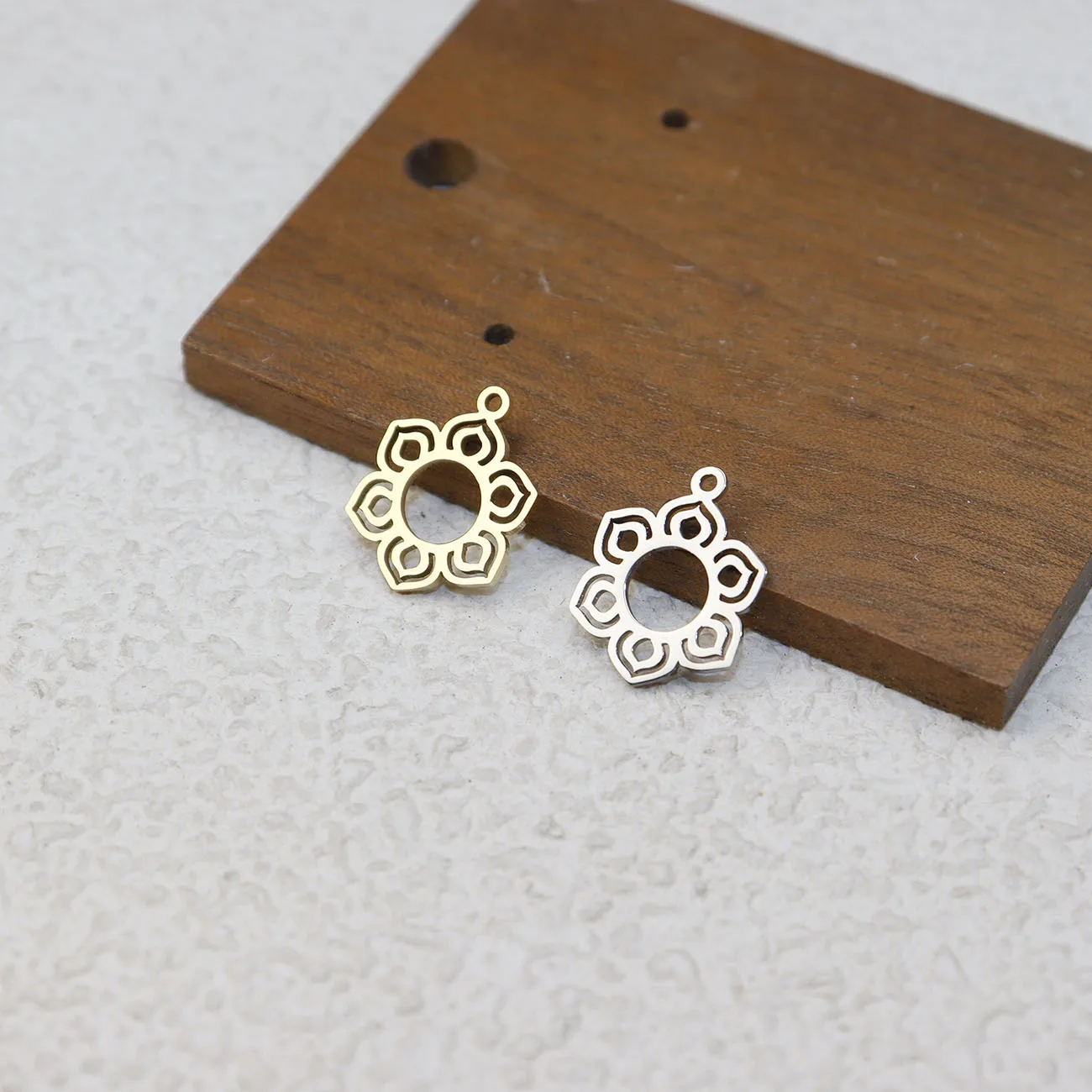 10pcs Stainless Steel Flower Fashion Jewelry Accessory Charms DIY Handcraft PVD Vacuum Plate Waterproof Antiallergic
