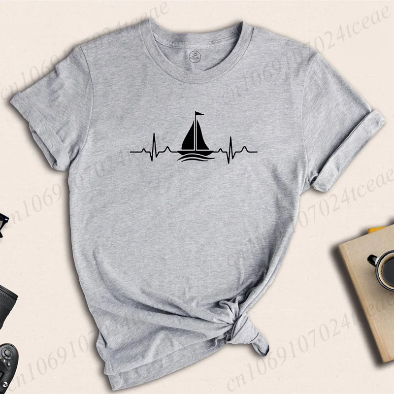 

Men Women T-Shirt Sailing Heartbeat Print T Shirt Boating Graphic Harajuku Streewear Clothes Causal Female Y2K Tops Tee Clothing