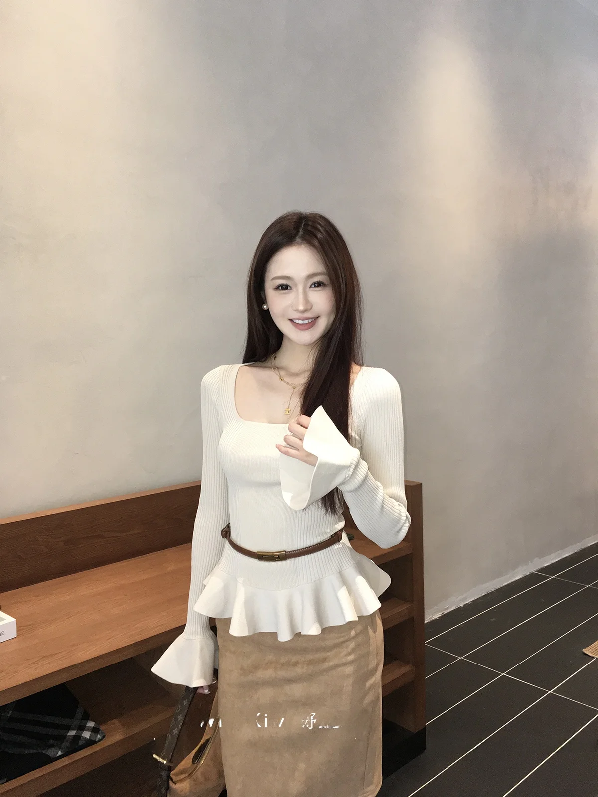 

Женский приталенный вязаный свитер с длинными рукавами, квадратным вырезом и утянутой талией, в корейском стиле, для повседневной носки