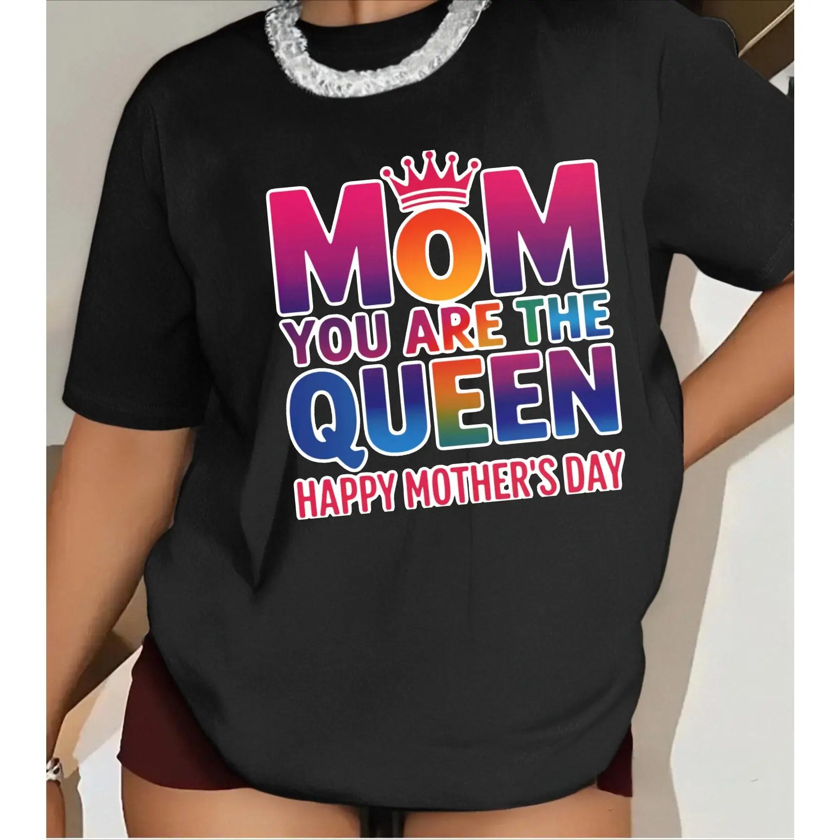 

Women'T-Shirt - "Mom You Are The Queen" Graphic Print, Round Neck Fit, Breathable Casual Tee, Machine Washable, Multiple Colors