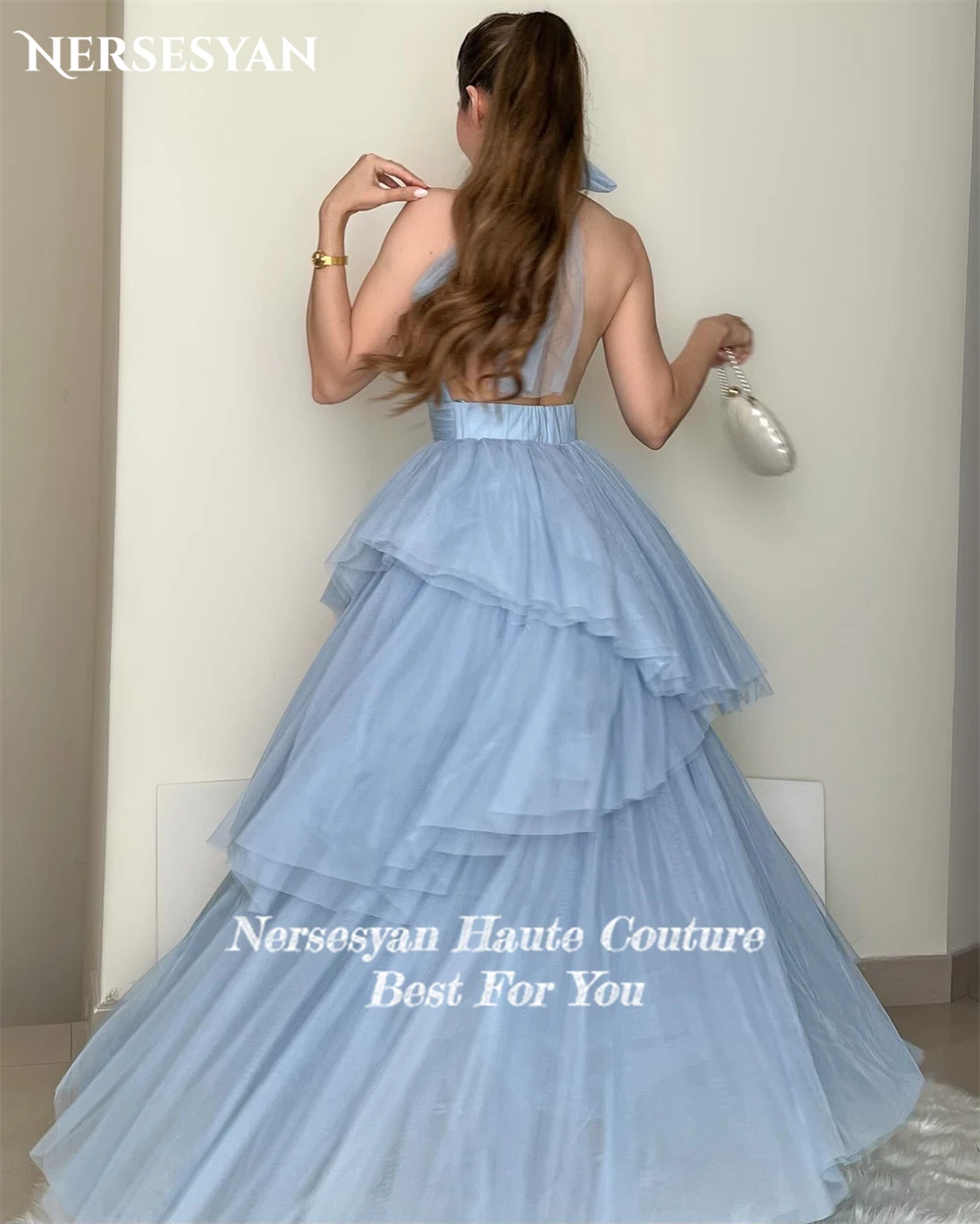 Nersesyan Baby Blue Tulle Formal Prom Dresses Halter Backless A-Line Evening Dress Tiered Ruffles Graduation Party Gowns Solid