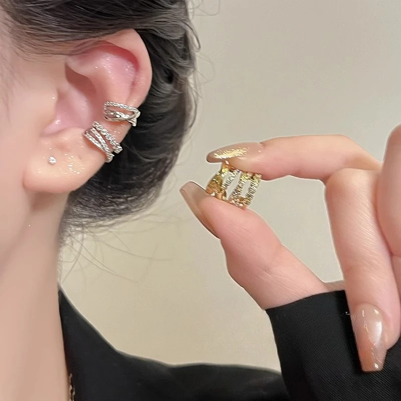 女性用スーパースパークリングスタージルコンイヤーボーンクリップ、人気のピアス不要イヤークリップ、軽やかな高級感と高級イヤリング