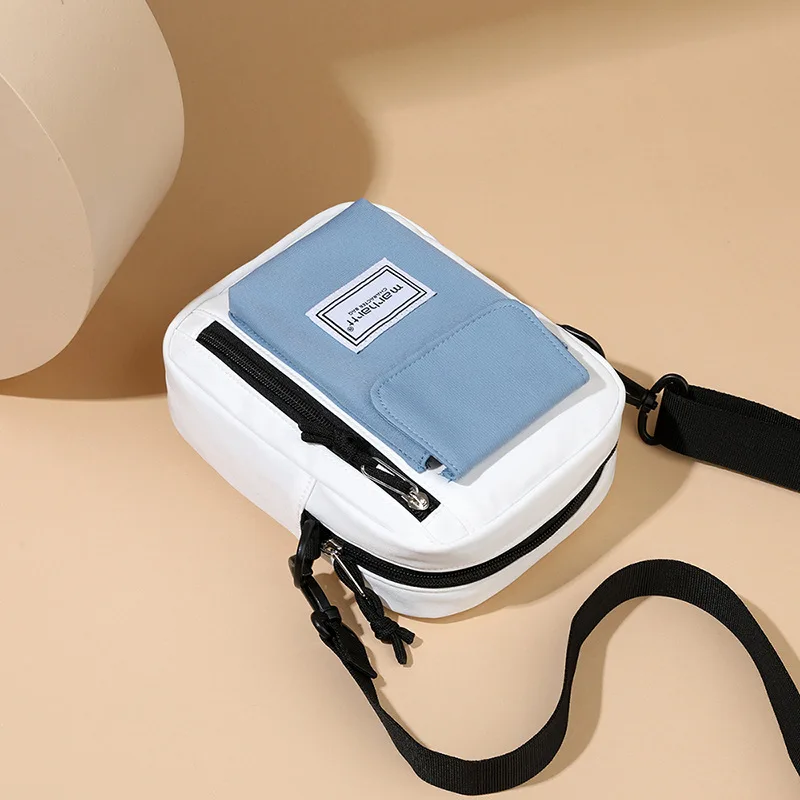 Crossbody bag for boys, small shoulder bag for outings, backpack for teenagers and older children, lightweight phone bag for gir