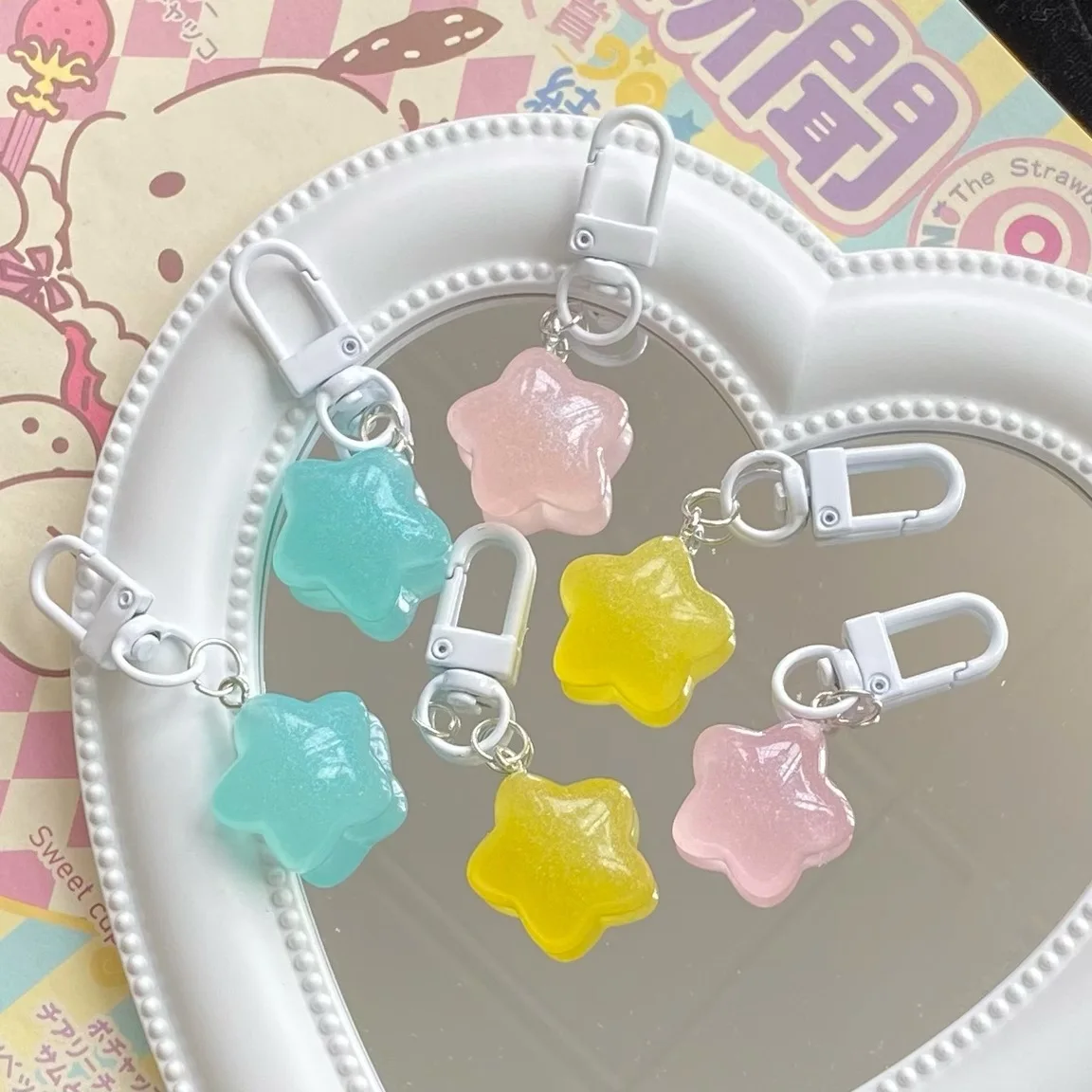 Keychain Glow in The Dark Pink Fat Star Charm Jelly Sweet Girly Pendant for Couple Best Friend Bag Accessory Resin Lightweight