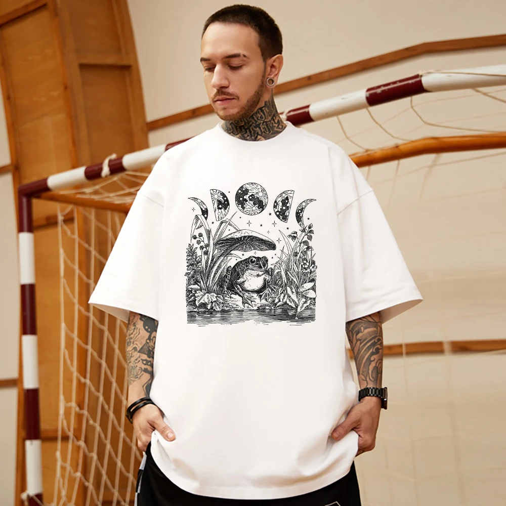 Cute Cottagecore Aesthetic Frog Mushroom Moon Witchy T-Shirt Men Crewneck Cotton Summer O-Neck Tee Clothes Oversize Mens T Shirt