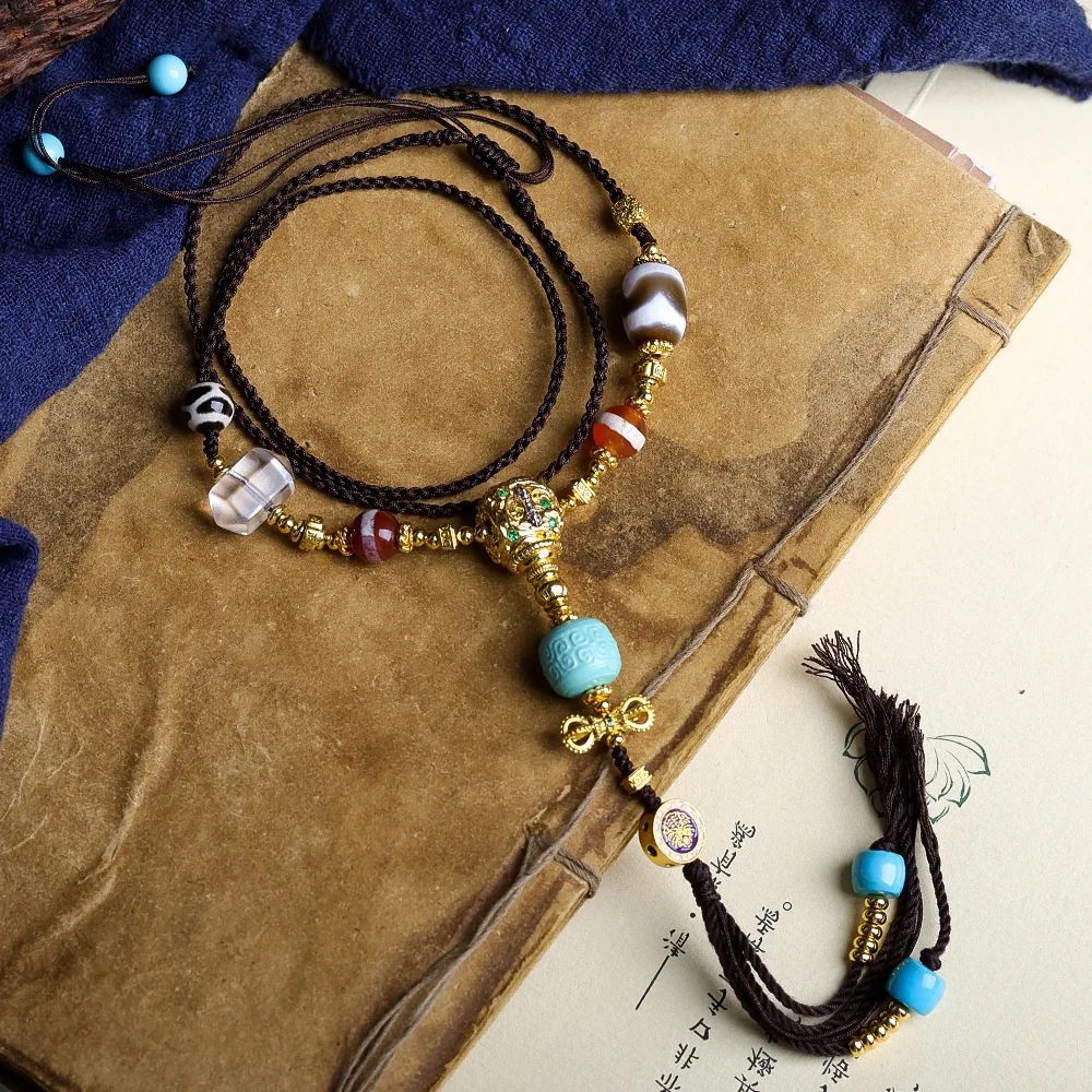 Original design: Hand woven ethnic style necklace, cultural toys, tiger teeth, Tianzhu, magnesite, turquoise sweater chain