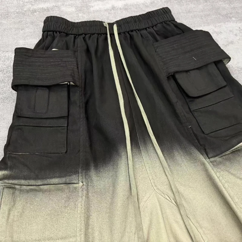 هاي ستريت الرجال السراويل أبيض وأسود التدرج تصميم السراويل للرجل أوينز الركبة طول الرباط ملابس للرجال