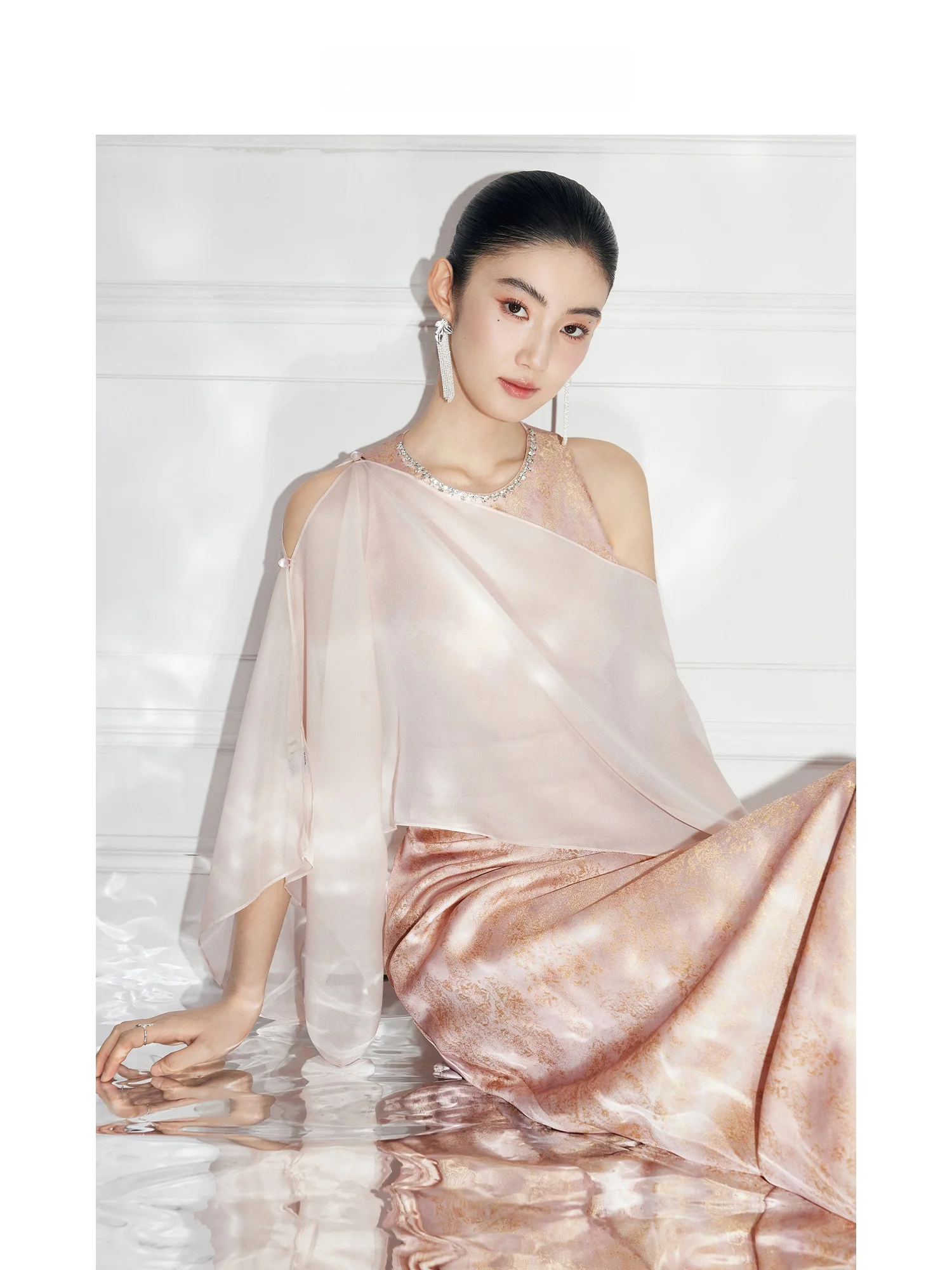 

MandyZhang Summer Flowing Aesthetic Pink Asymmetric Chiffon Shirt Women Elegant Top Polyester Fiber Sleeveless Short Length