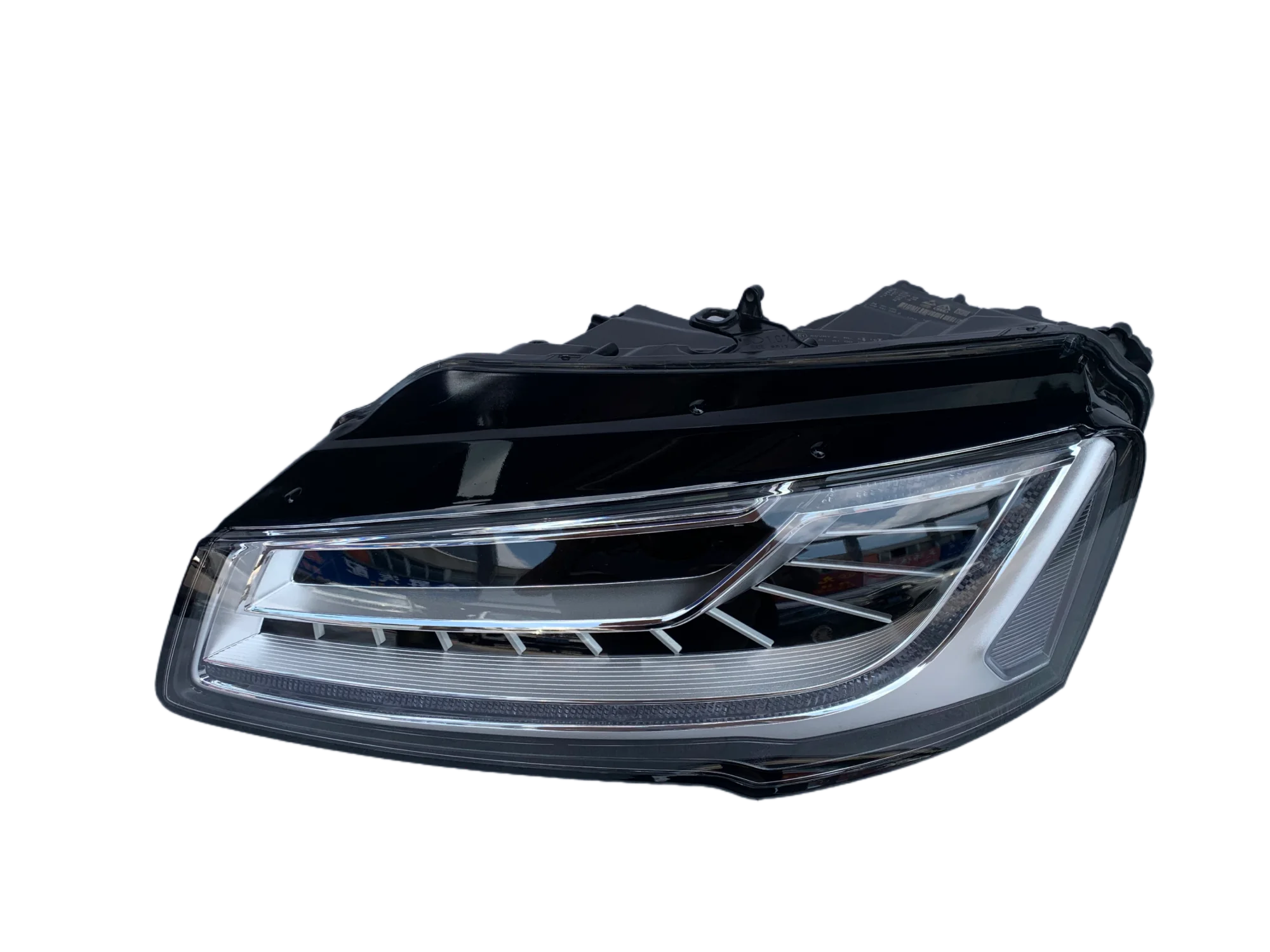 

Высококачественные дневные фары, подходящие для матричных фар Audi A8LED и автомобильных аксессуаров