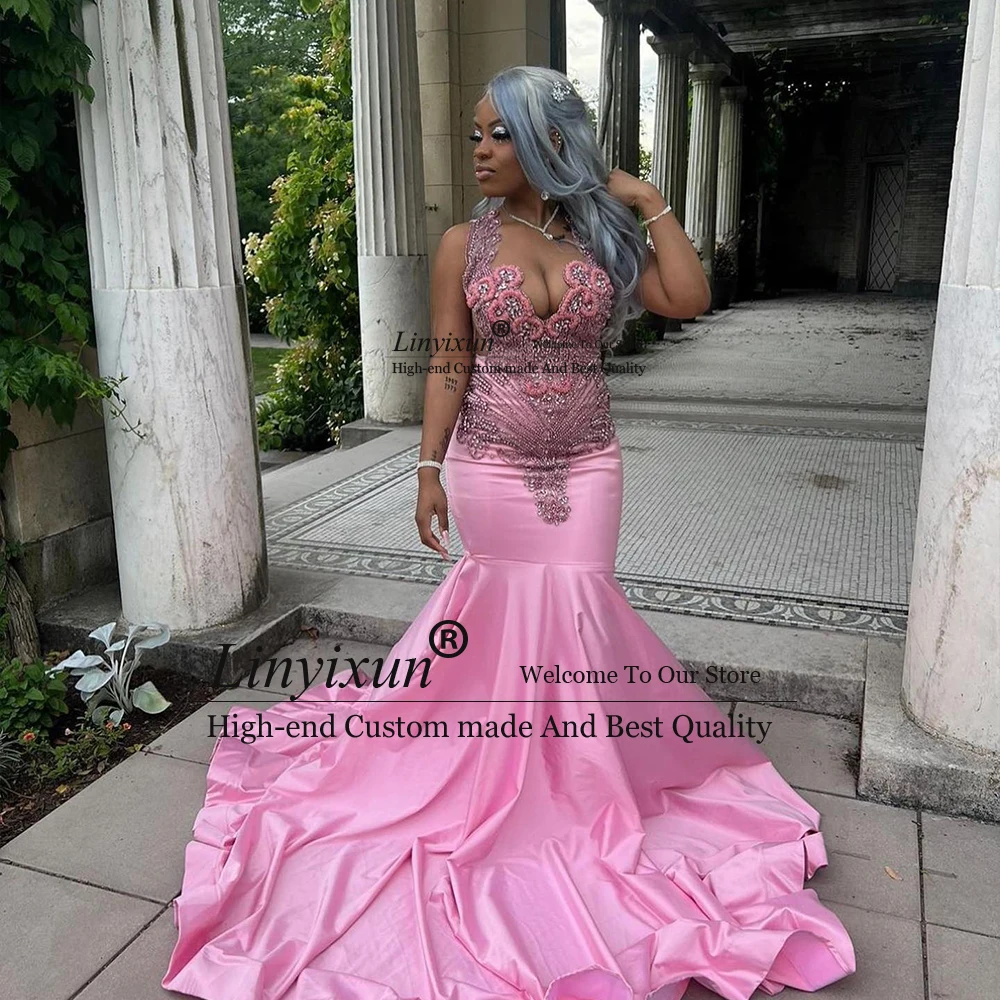 فساتين لحضور الحفلات الموسيقية الكريستالية البسيطة للفتيات السود Bodycon حورية البحر رداء حفلات السهرة 2025 مخصص بدون أكمام vestidos de cerimônia