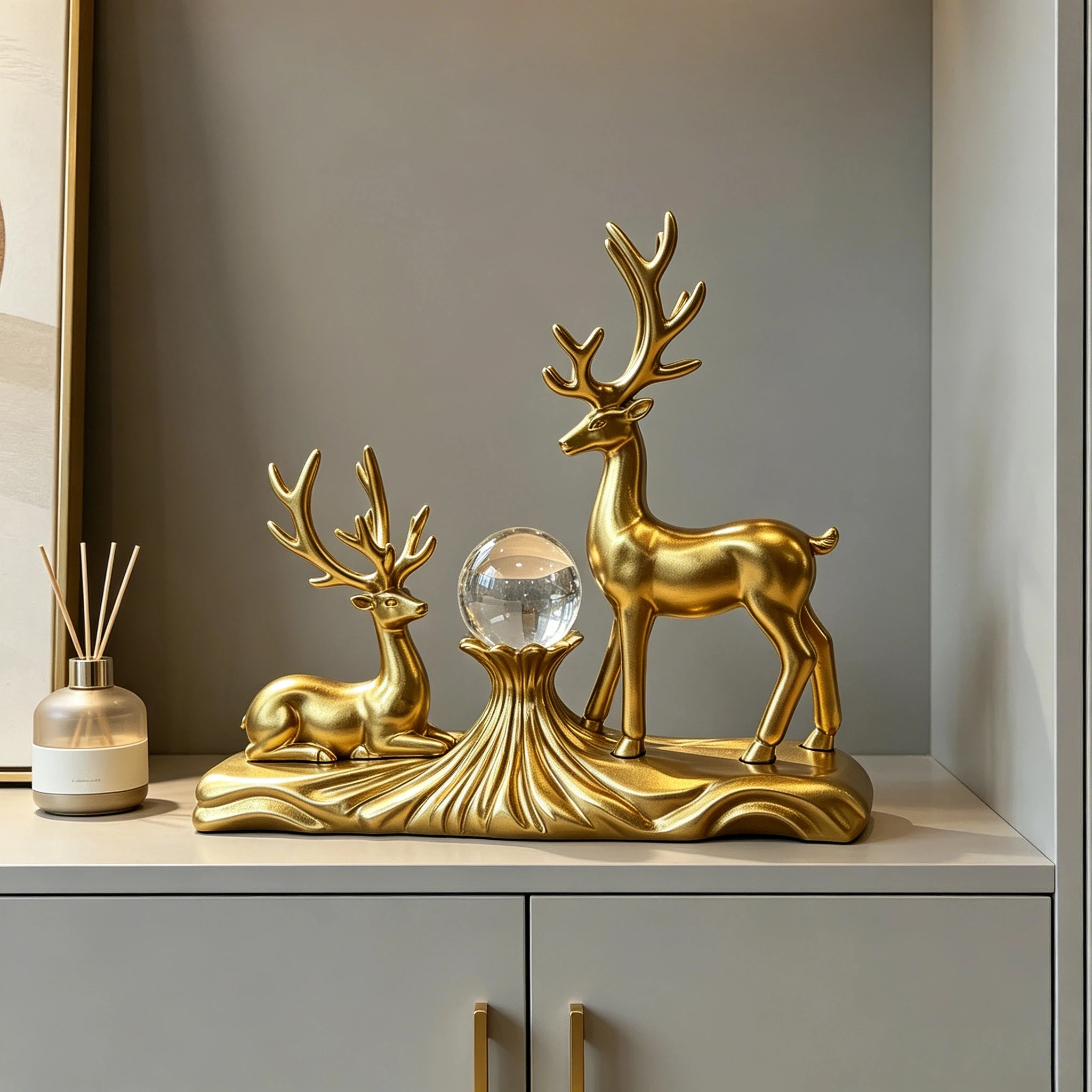 Modern Light Luxury Golden Double Deer Crystal Ball Resin Desktop Ornament, Made of High-Density Sturdy Resin Material, Suitable for Living Room Coffee Table, Study Room, Office Desk Decor. a Customer's Gratitude Gift for Partners, a Decent Gift for Elders to Celebrate Birthdays, Featuring a Double Deer Design That Symbolizes Companionship, Prosperity, and a Bright Future - view 4