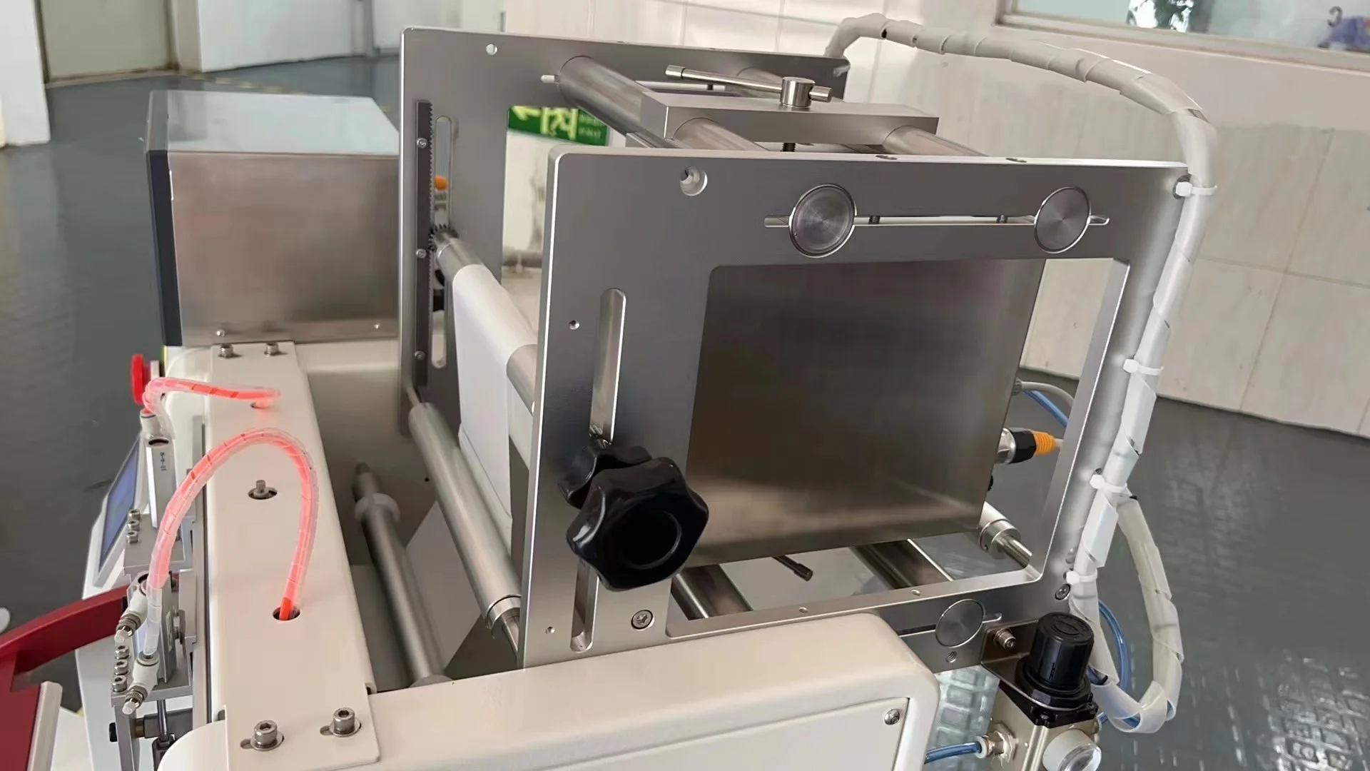 PE Poly Roll Bag Sealing Machine Semi-Auto Stock Fed Sealer/Autobag PS125 /Auto Bagger With TTO Printer