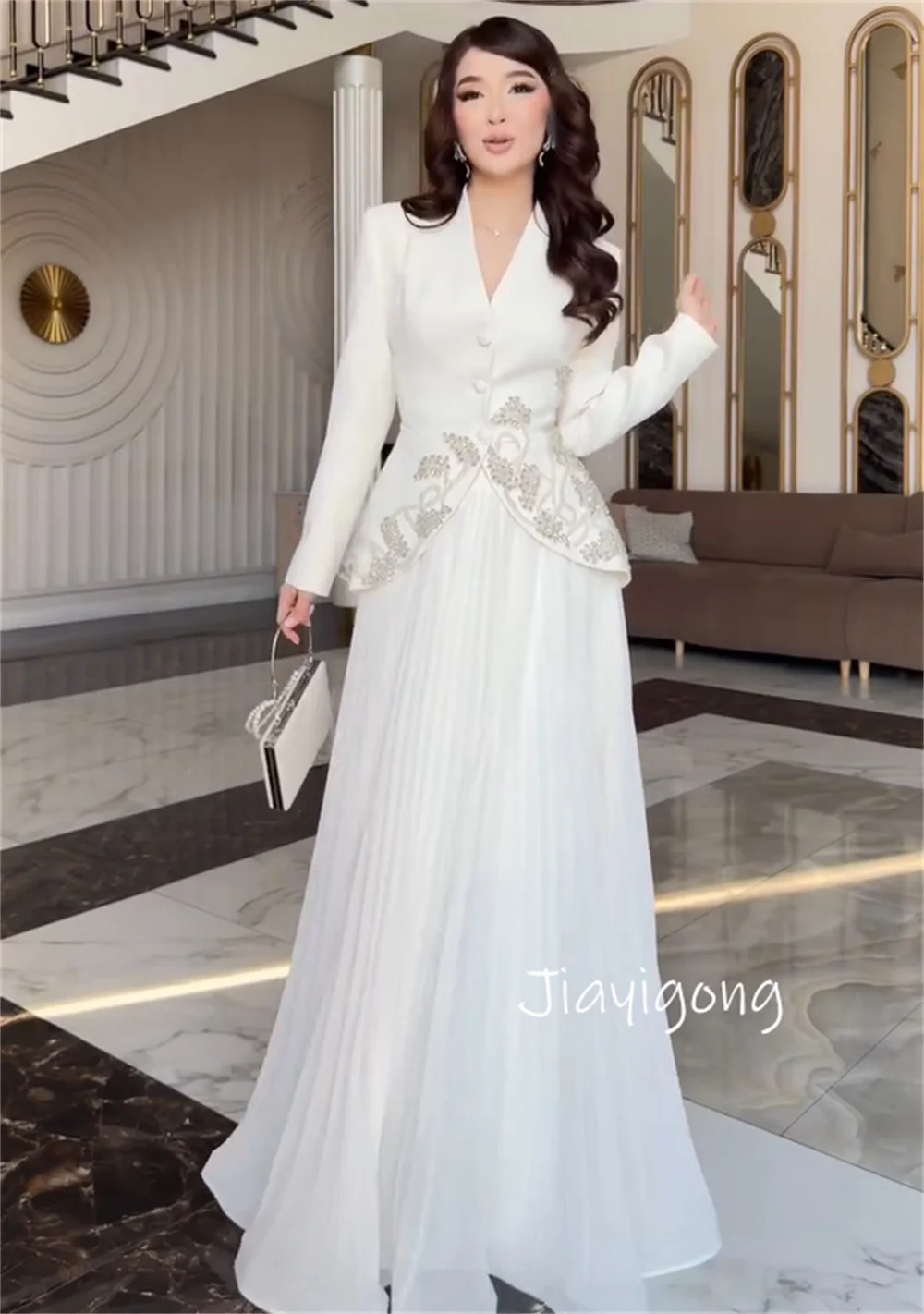 Customized Sparkle Chiffon Pleat Sequined Pattern A-line V-neck Long Bespoke Occasion Evening Dresses High Quality