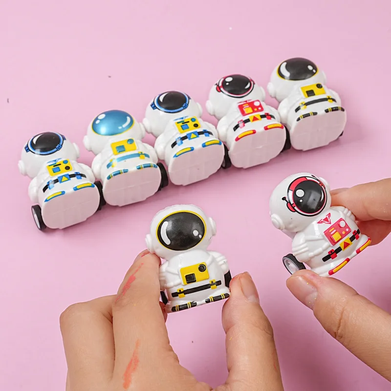 10 pz/borsa Creativo Mini Astronauta Tirare Indietro Giocattoli Novità Tirare Indietro Giocattoli Del Fumetto Tirare Indietro Auto Giocattolo Per Bambini Festa Di Compleanno Favori