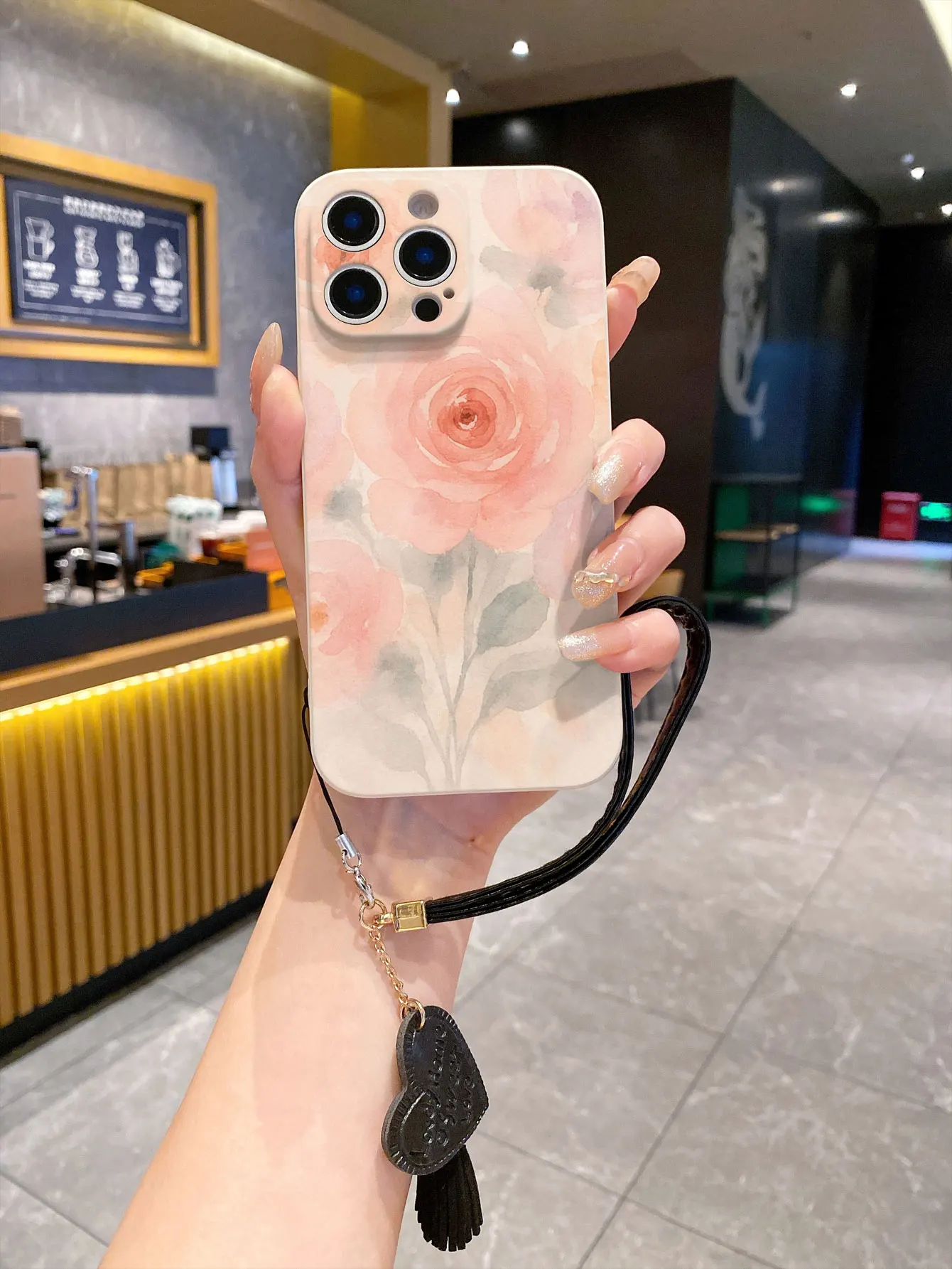 Funda de teléfono de TPU blanca, pulsera de cuero de marca con corazón para iPhone 17 16 15 14 Plus13 12 11 Pro Max XR X S 7 8 SE, contraportada