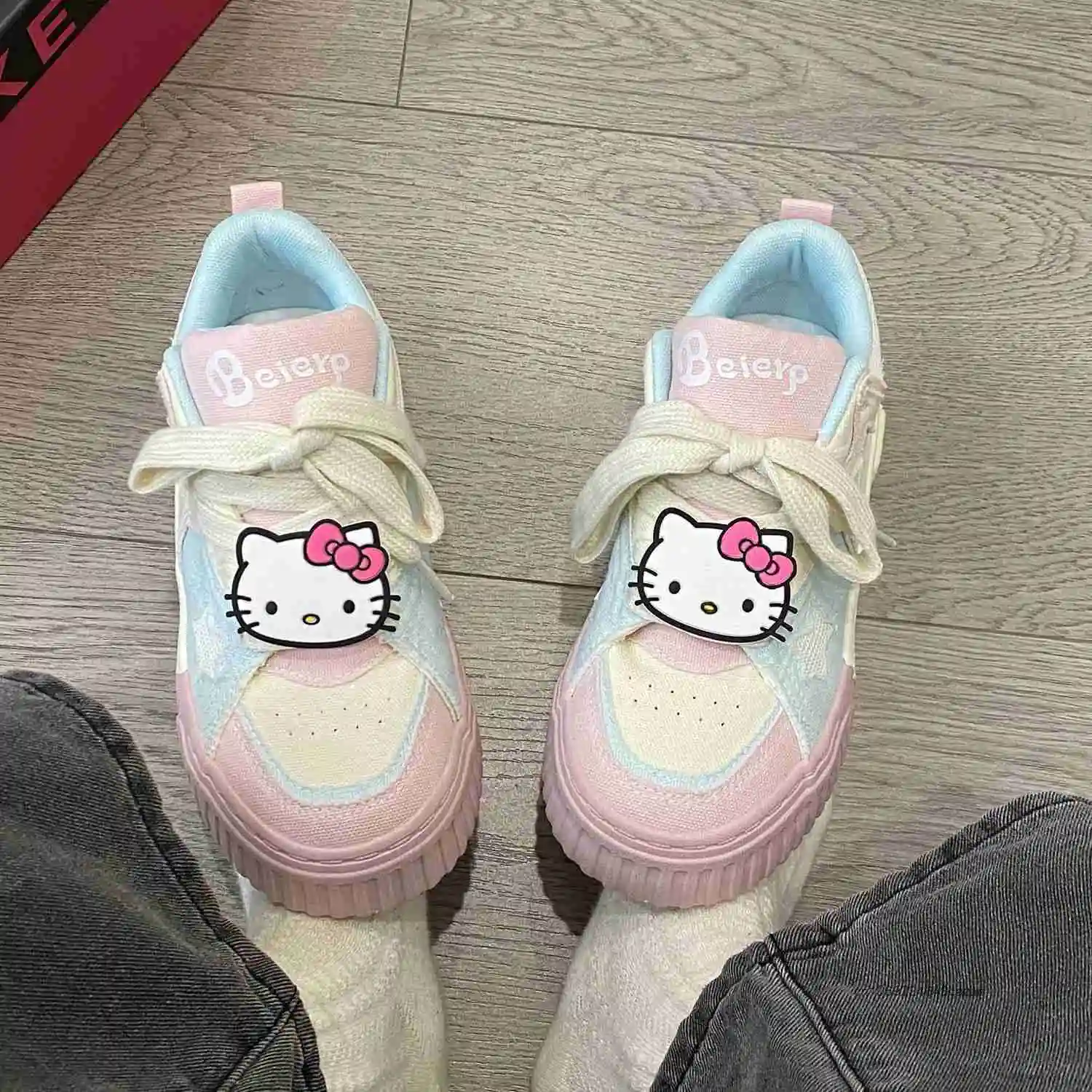 Sanrio Hello Kitty Thick Soled Canvas Shoes Women Fashion Cute Sports Board Shoes Japanese Style Harajuku Versatile Casual Shoes