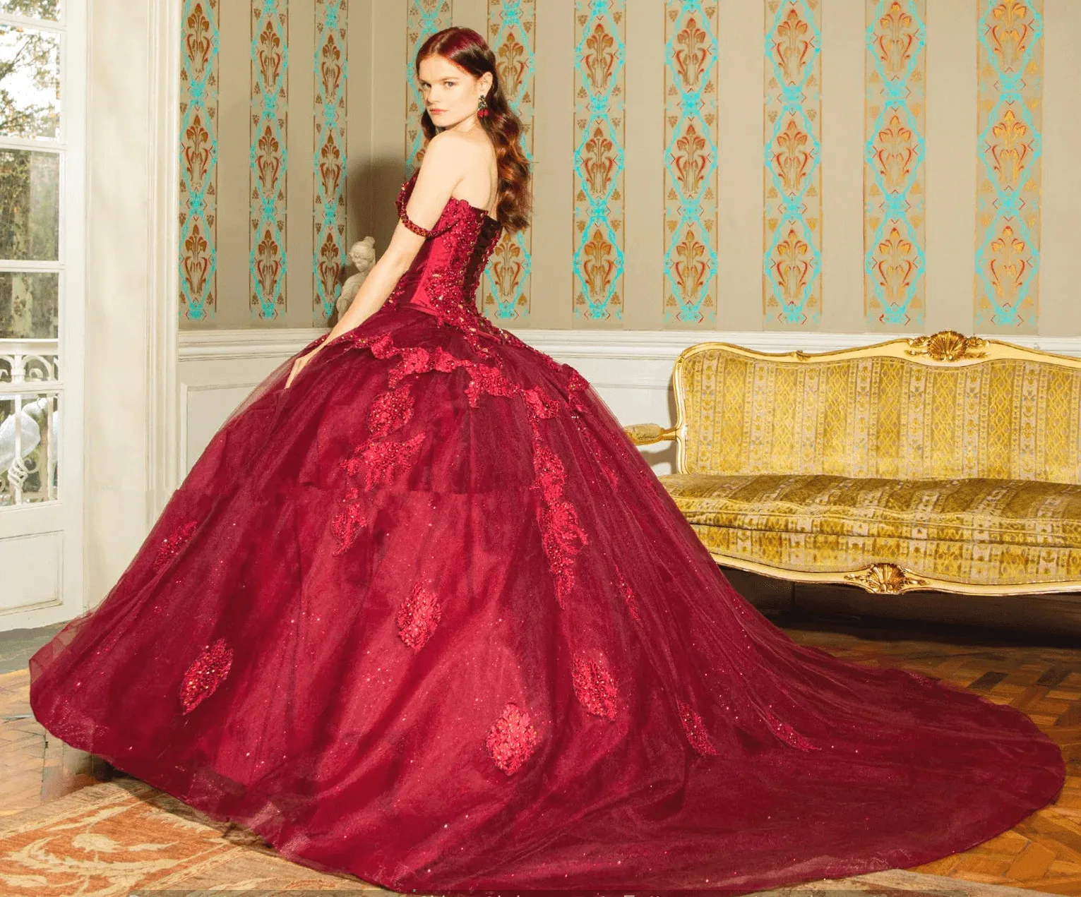 Burgund Quinceanera Kleider Ballkleid Weg Von Der Schulter Tüll Appliques Perlen Süße 16 Kleider 15 Anos