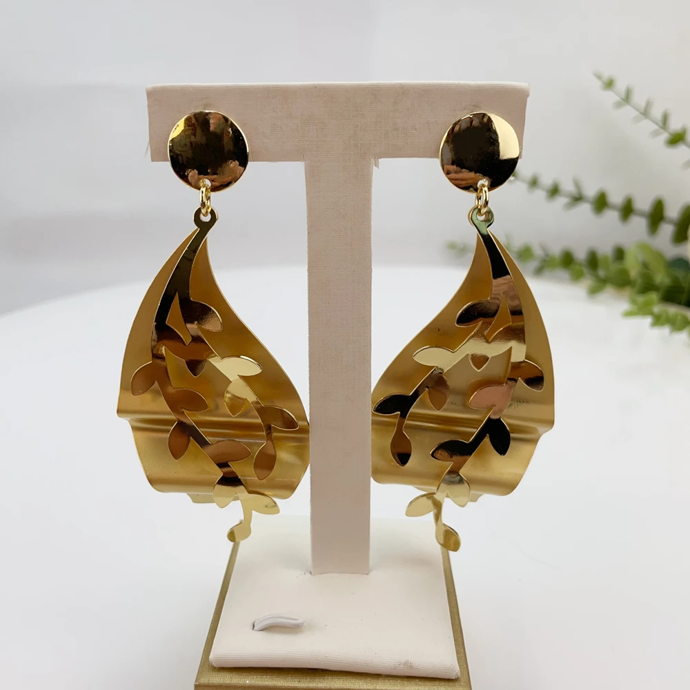 Yuminglai Fashion Luxury Dubai Jewelry Accessories Superior Quality Goldplated Earrings for Women FHK24419