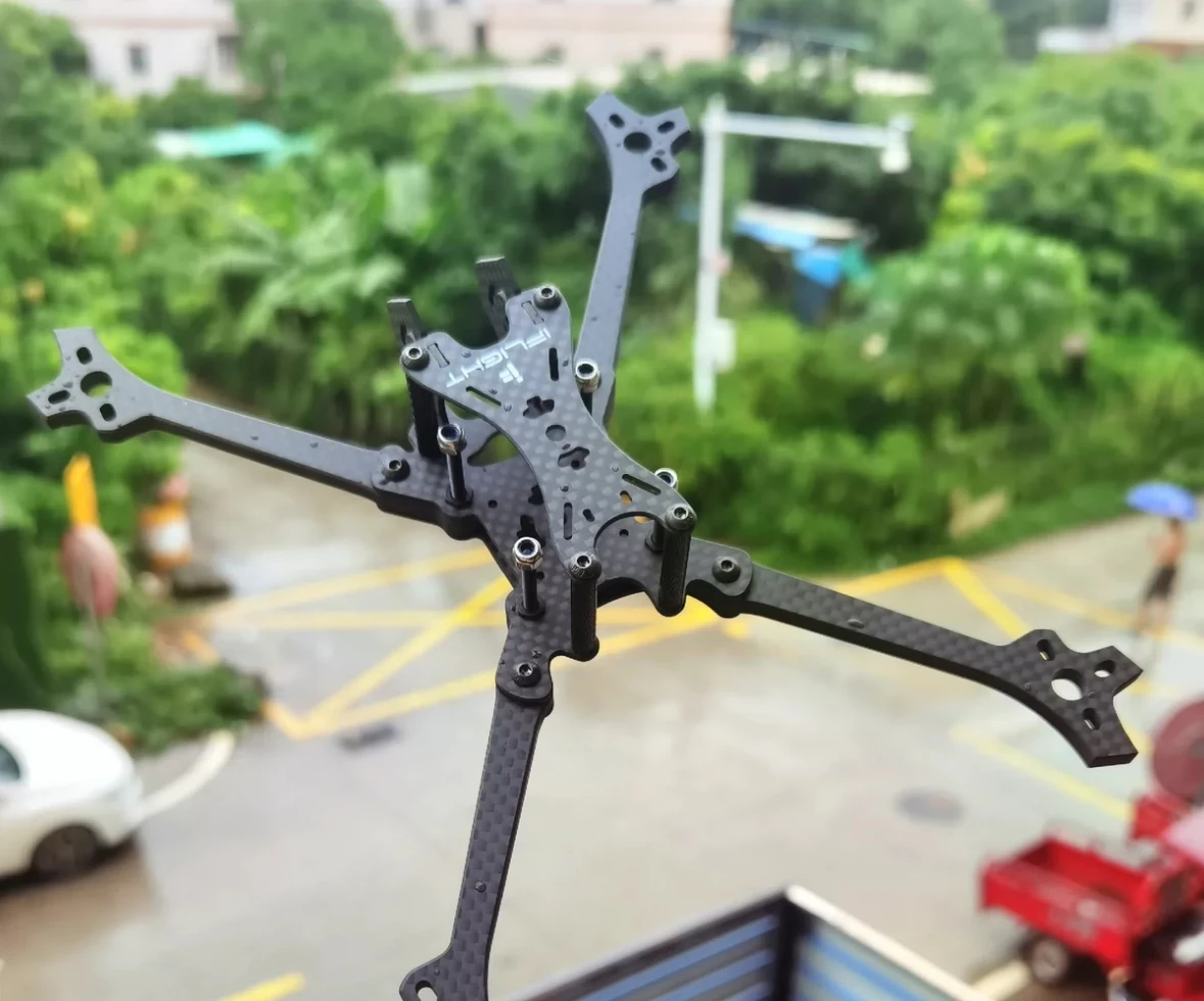 

Комплект рамы Team Edition iFlight Ultra Lite Turtledove 5 дюймов (210 мм) X-Lite с 5-мм лучами для гоночных дронов