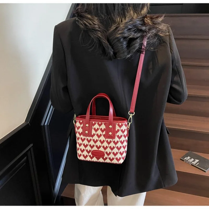 

Модный пятиугольный клатч для женщин, дизайнерская угловая вечерняя сумка с острыми краями, современная