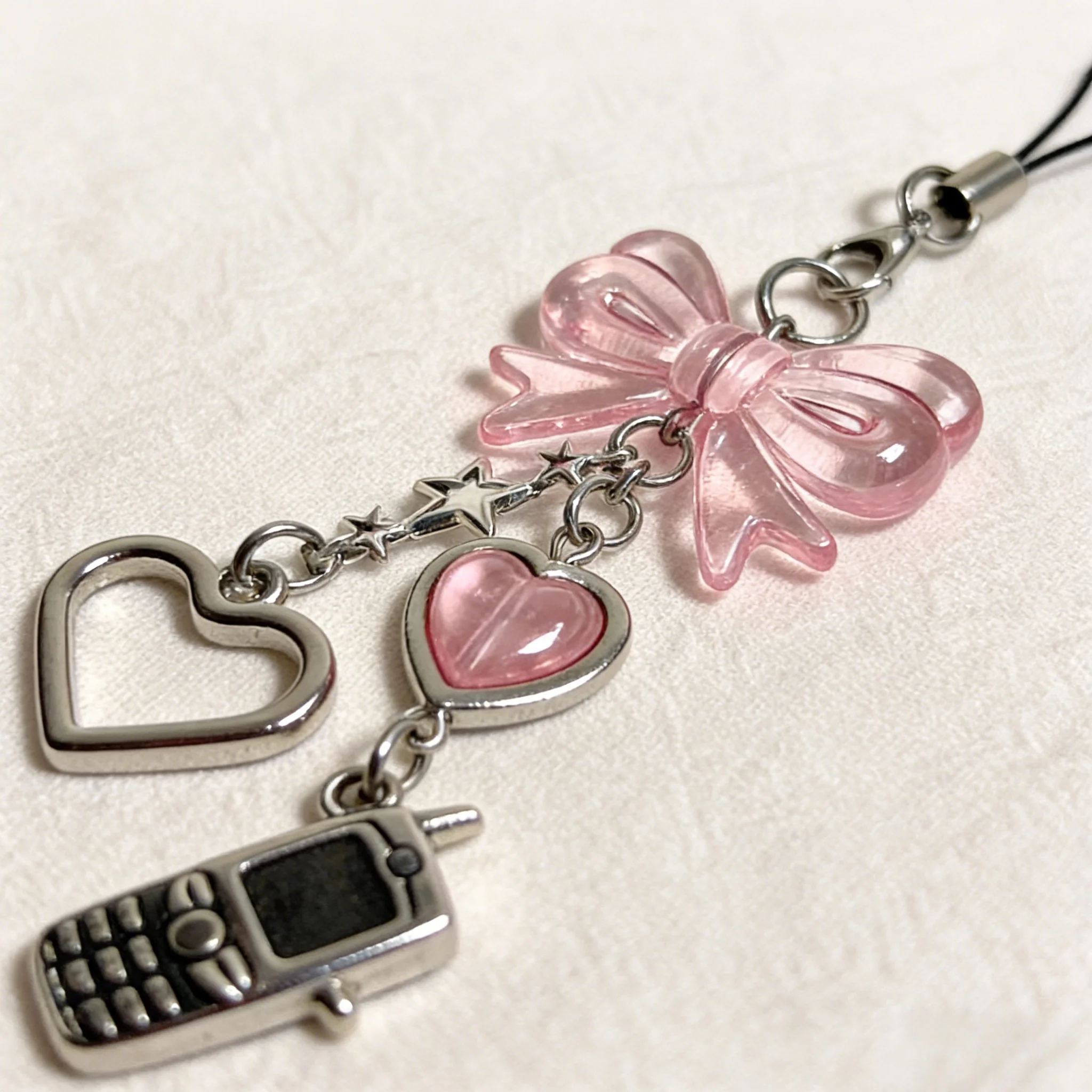 

Sweet Cool Y2K Pink Bow Heart Phone Charm, Retro Mini Phone Beaded Pendant, Kawaii Anti-lost Strap for Phone & Bag